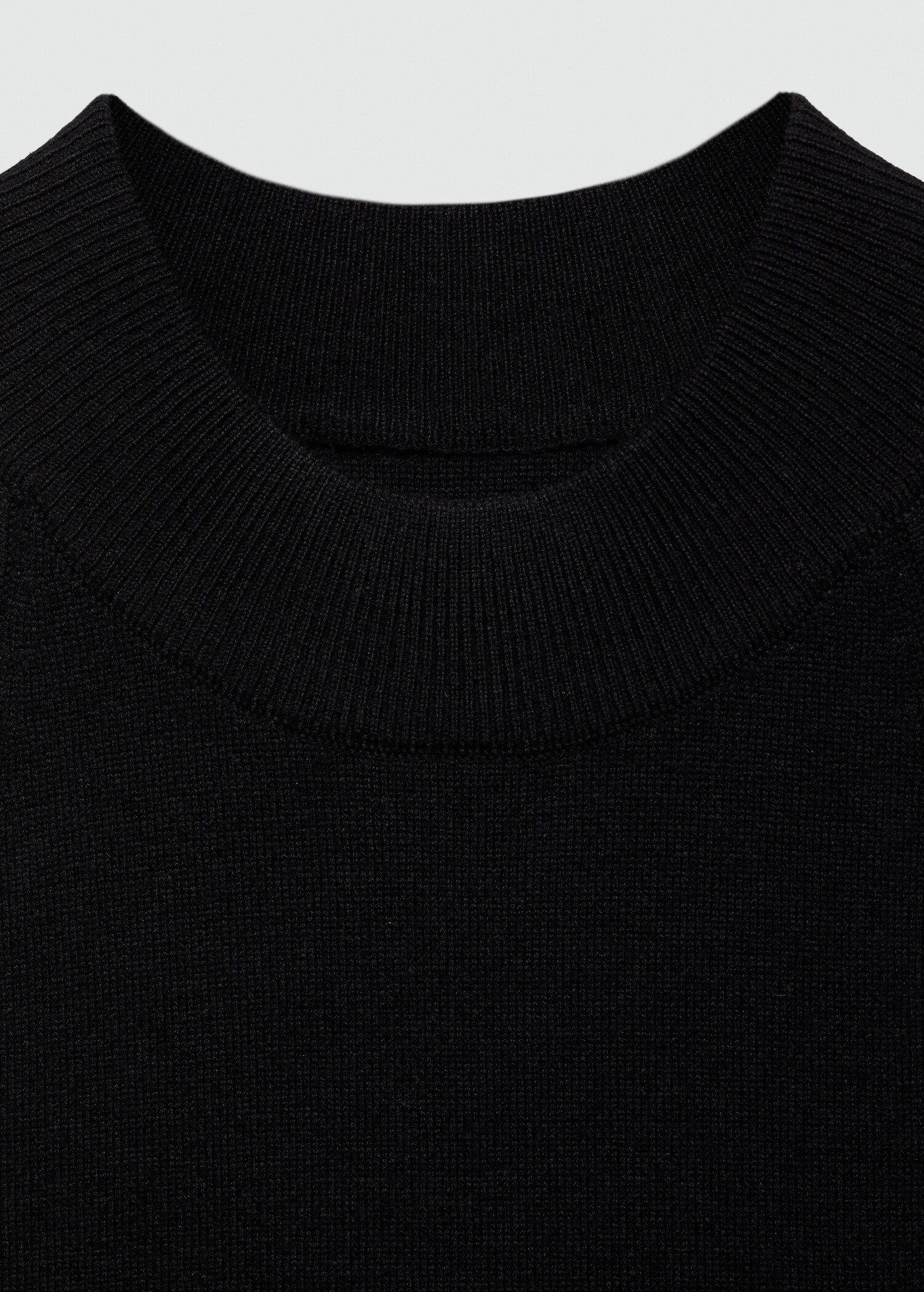Strikket topp med halter-neck - Artikkeldetalj 8