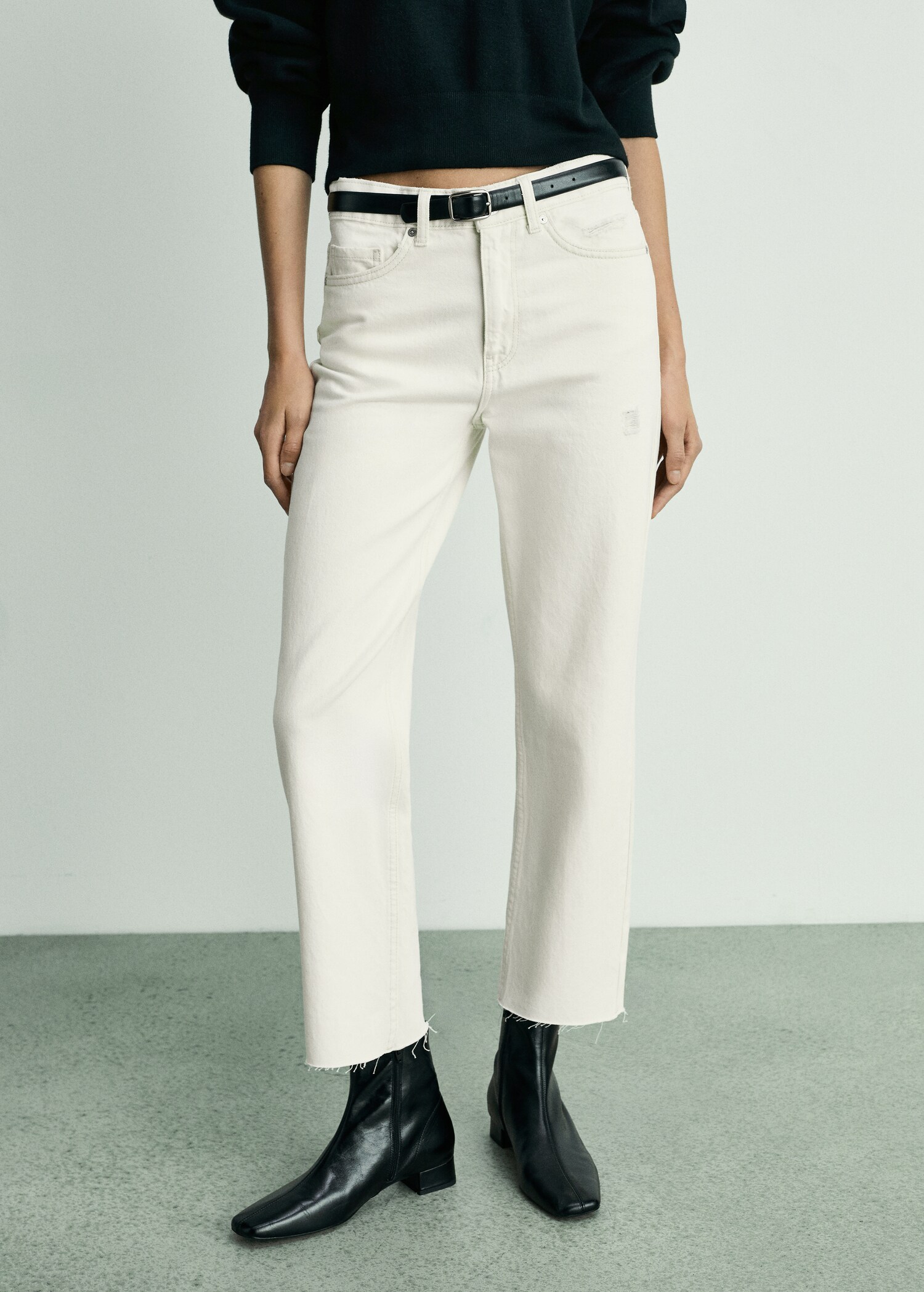 Jean Blanca droit crop - Plan moyen