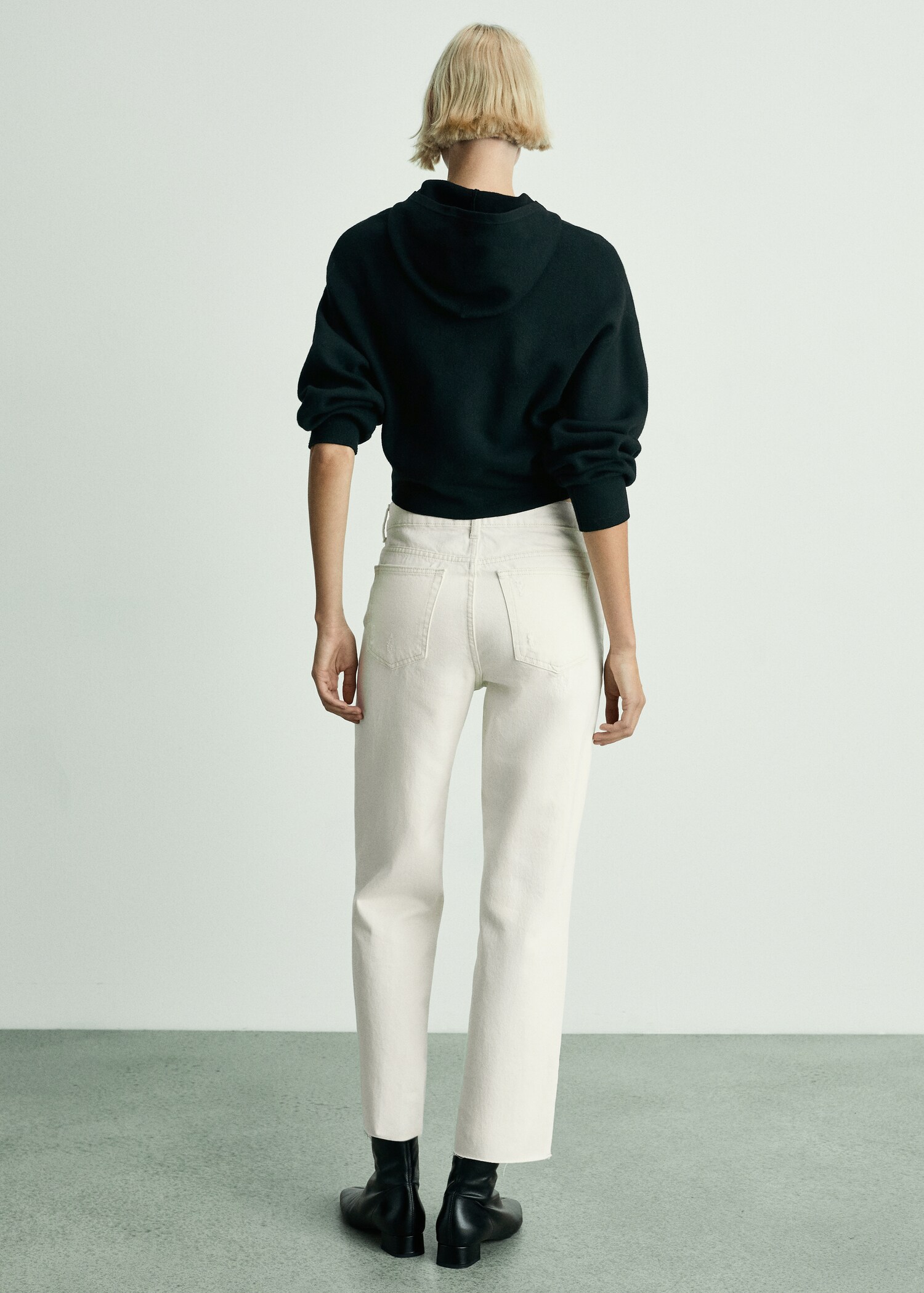 Jean Blanca droit crop - Verso de l’article