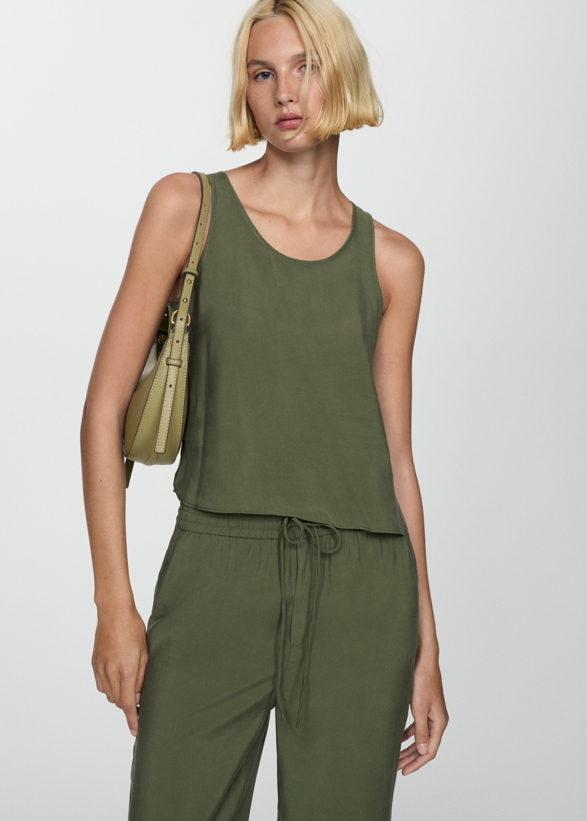 Gerade Hose aus Modal - Mittlere Ansicht, Waldgrün. Ref: 77074053-00.