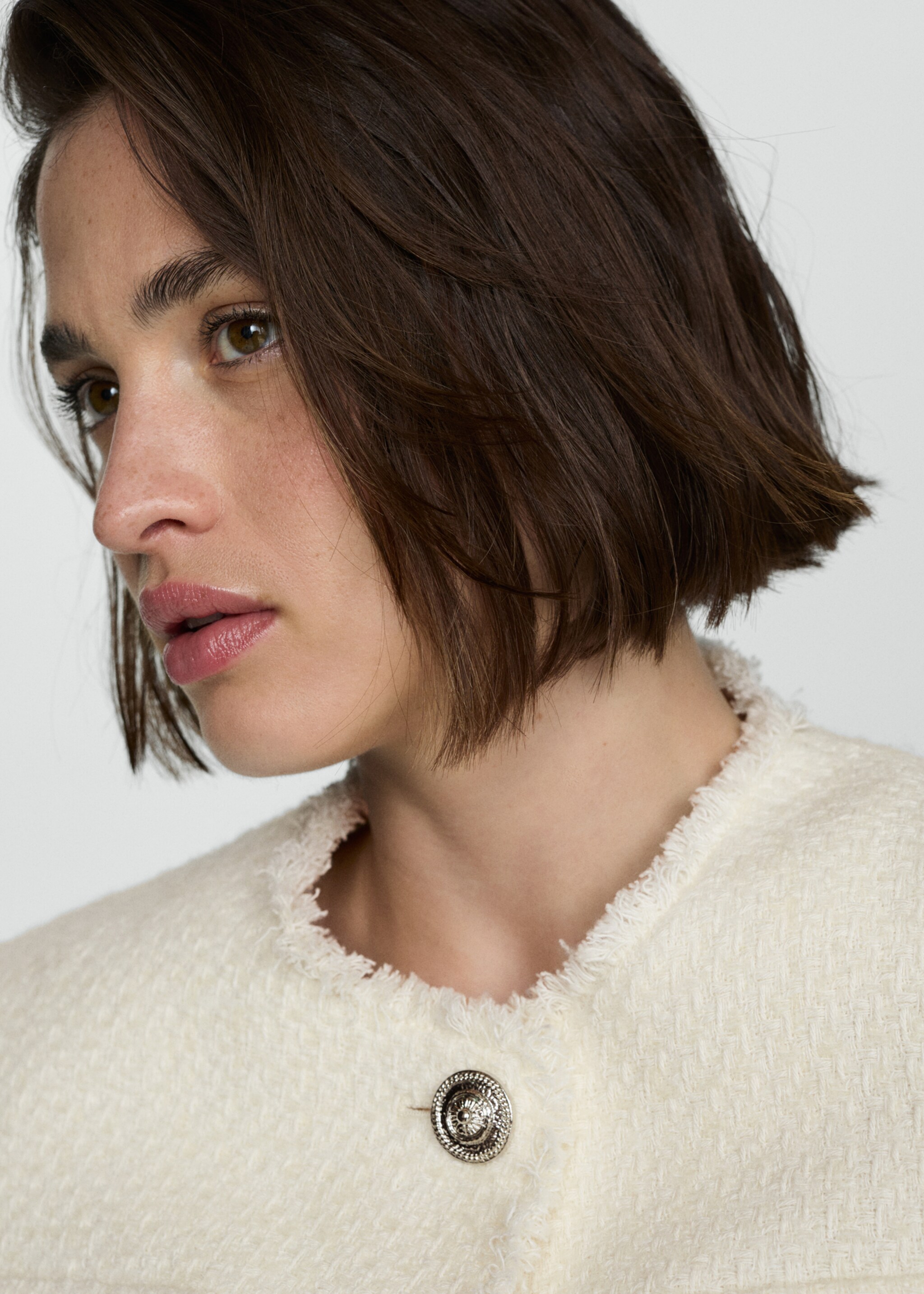 Pocket tweed jacket - Details of the article 4, Ecru. Ref: 77074067-00.