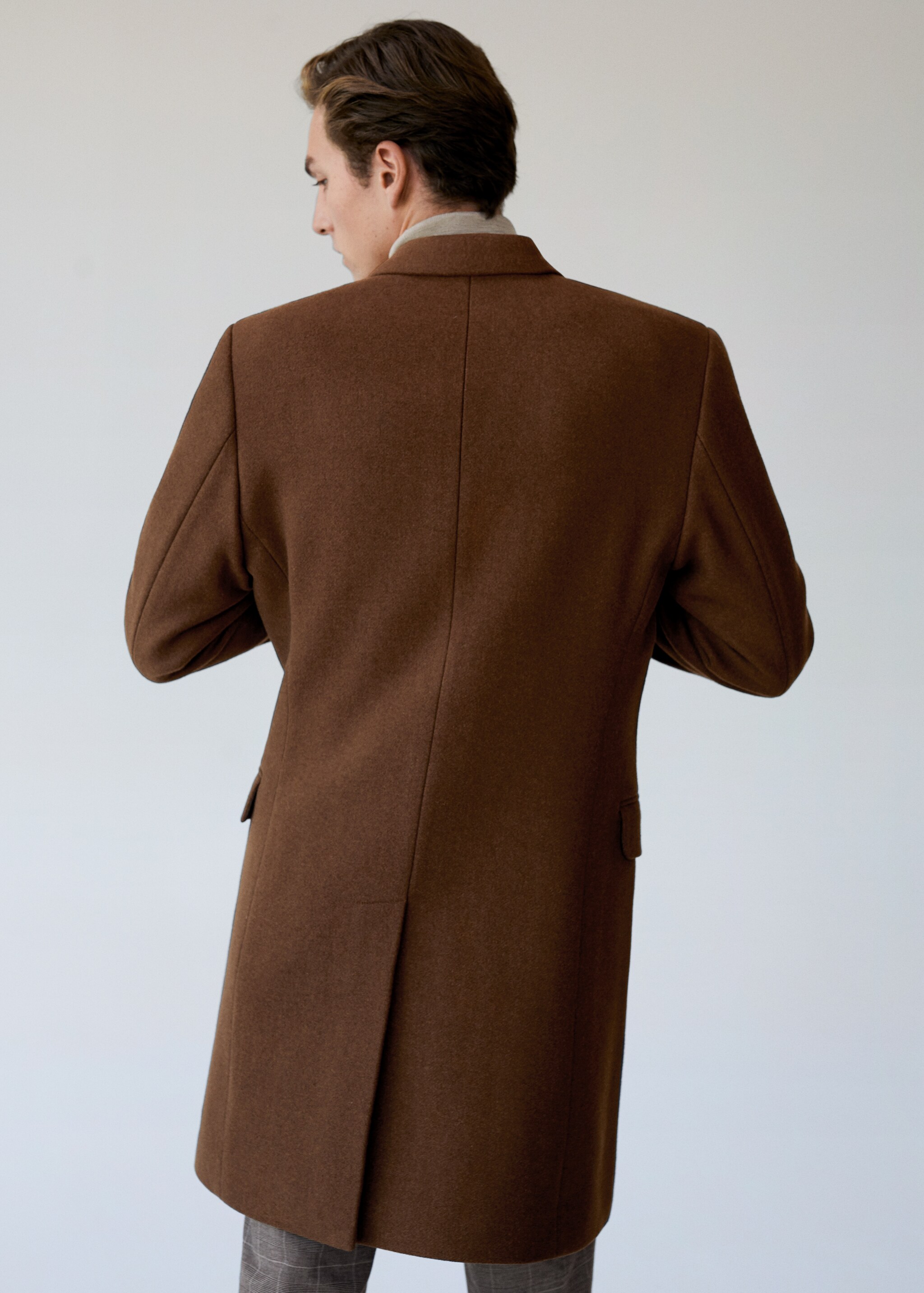 Vesta slim fit ze strečové látky - Zadní strana zboží