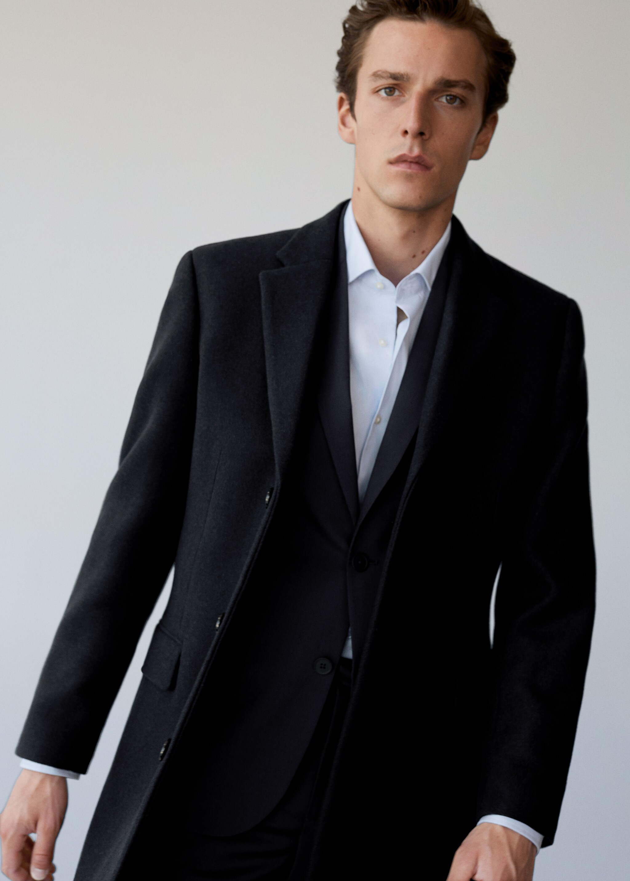 Vesta slim fit ze strečové látky - Detail zboží 1