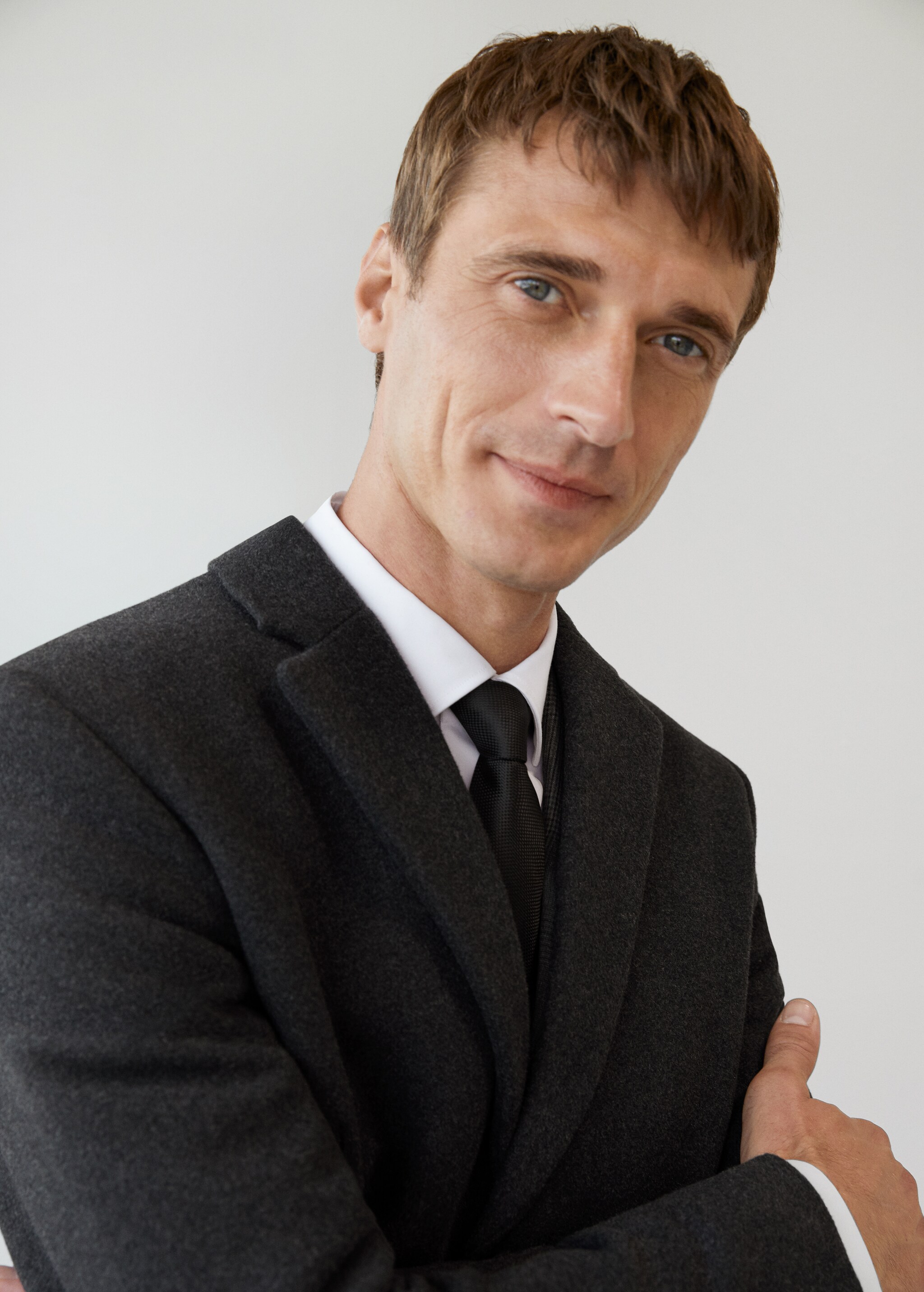 Vesta slim fit ze strečové látky - Detail zboží 2