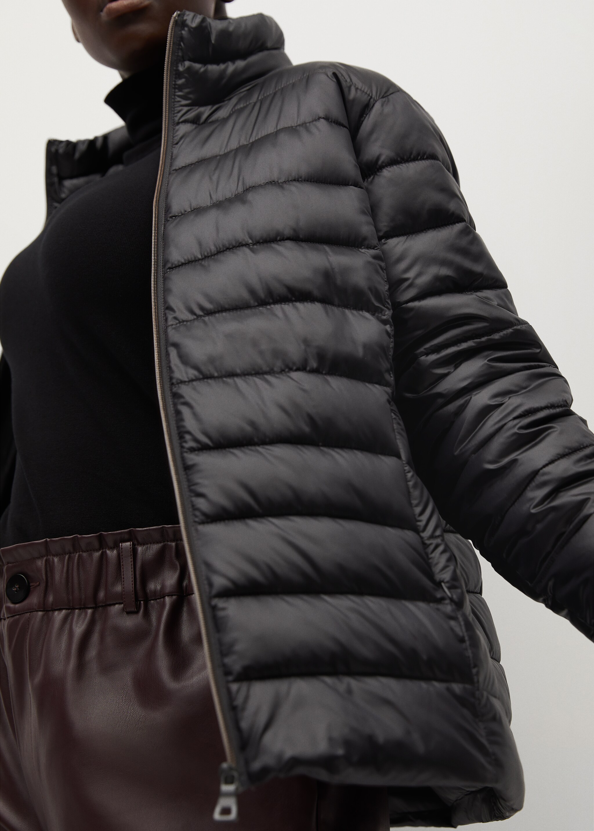 Anorak acolchado bolsillos - Detalle del artículo 2