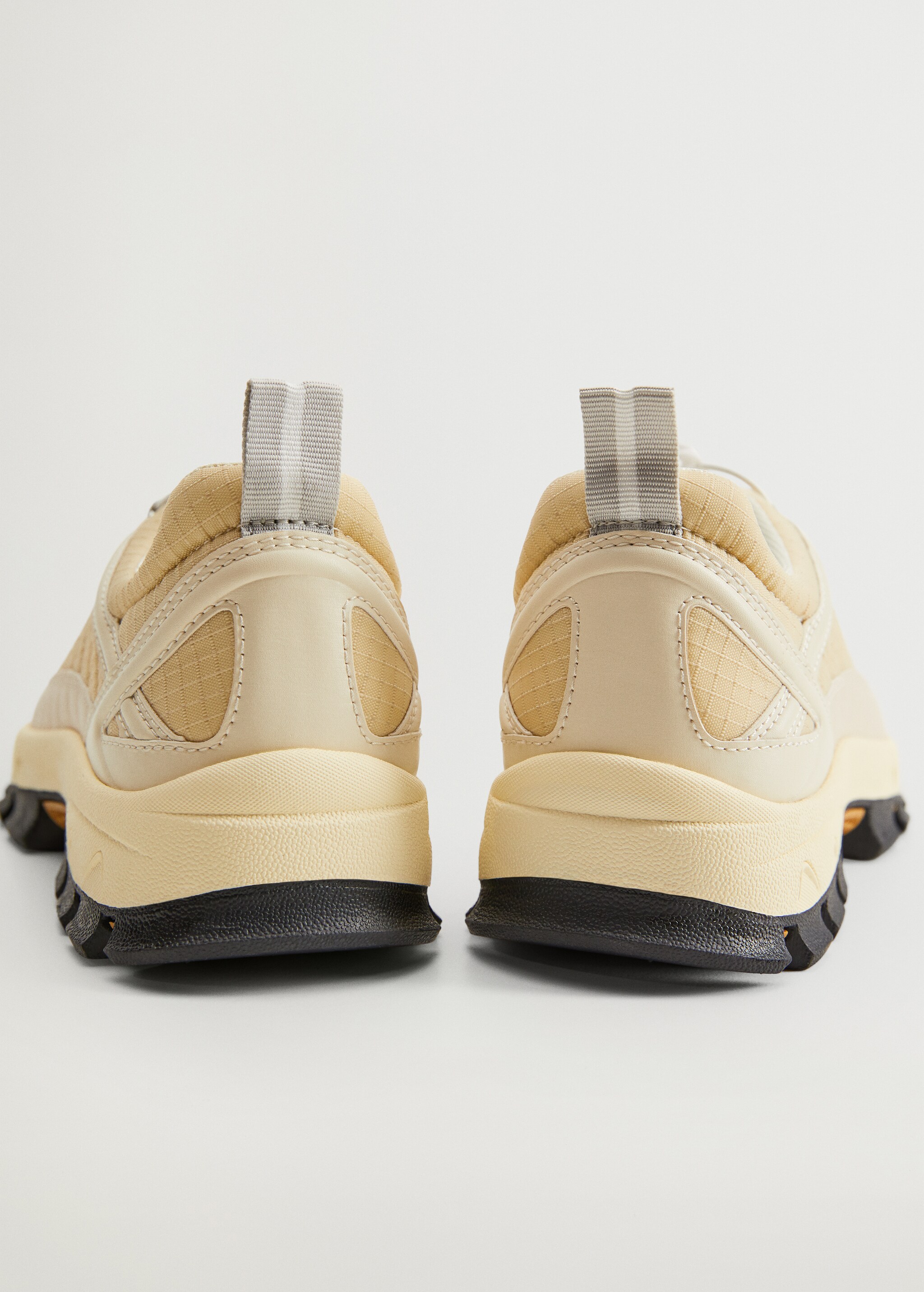 Deportiva suela track - Detalle del artículo 4
