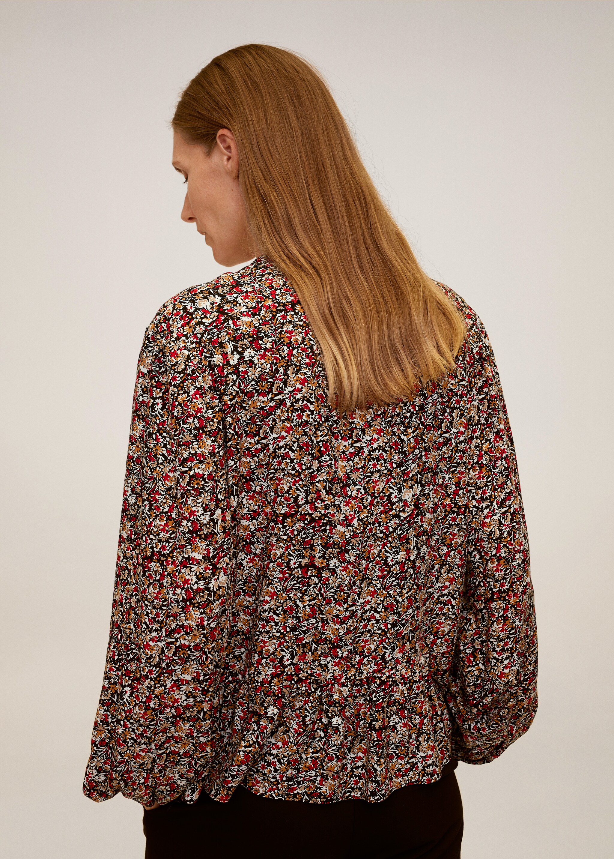 Blusa estampado floral - Reverso del artículo