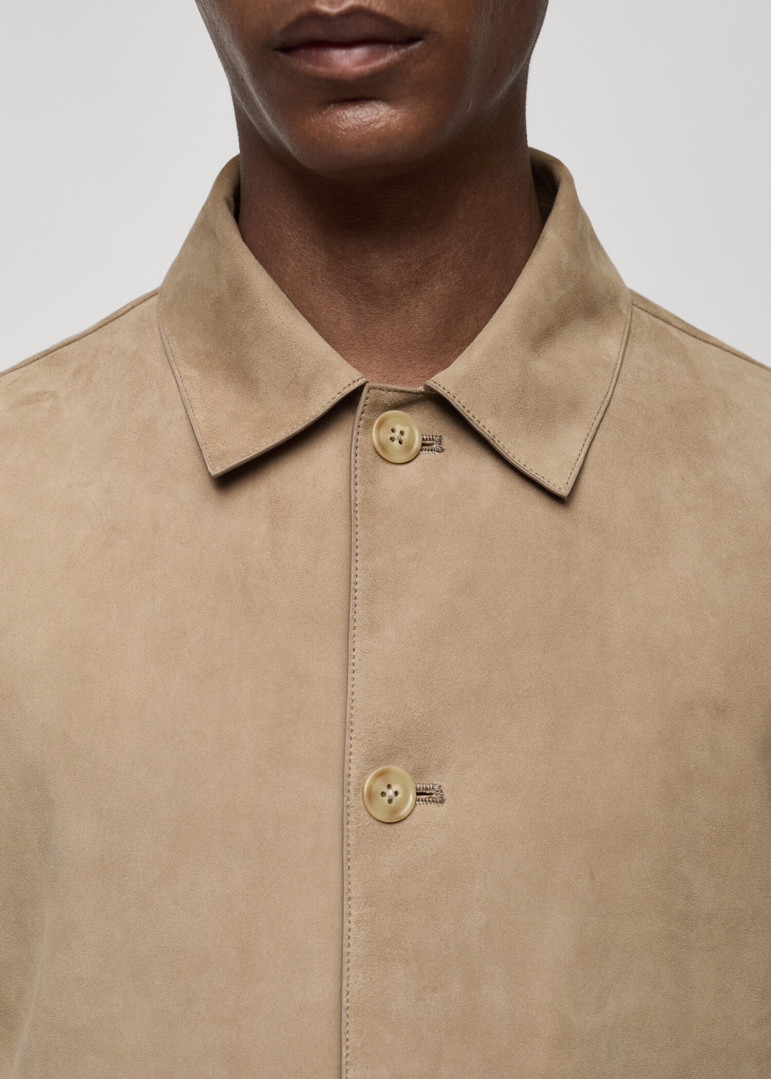 Jacke aus 100 % Wildleder mit Taschen - Detail des Artikels 1