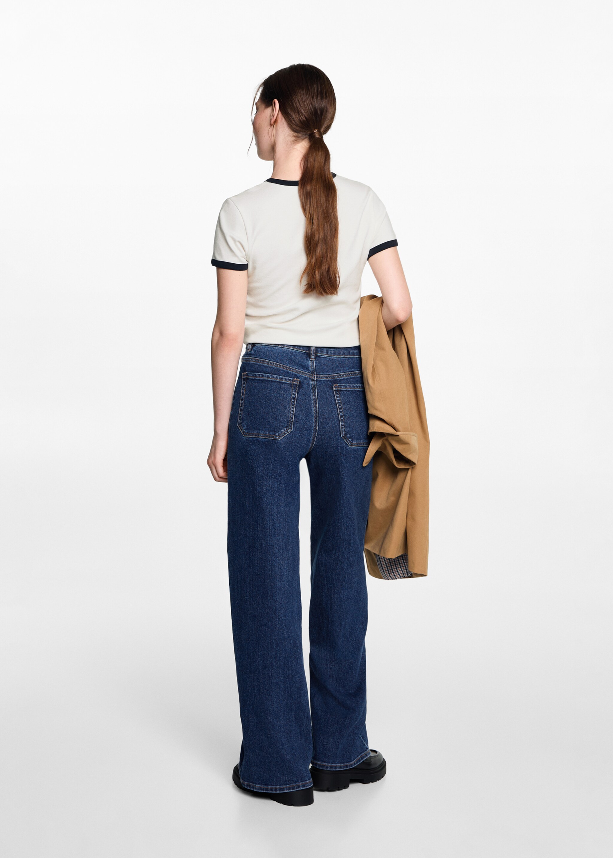 Wideleg jeans with decorative seams - Reverse of the article, Dark Blue. Ref: 77074434-00.