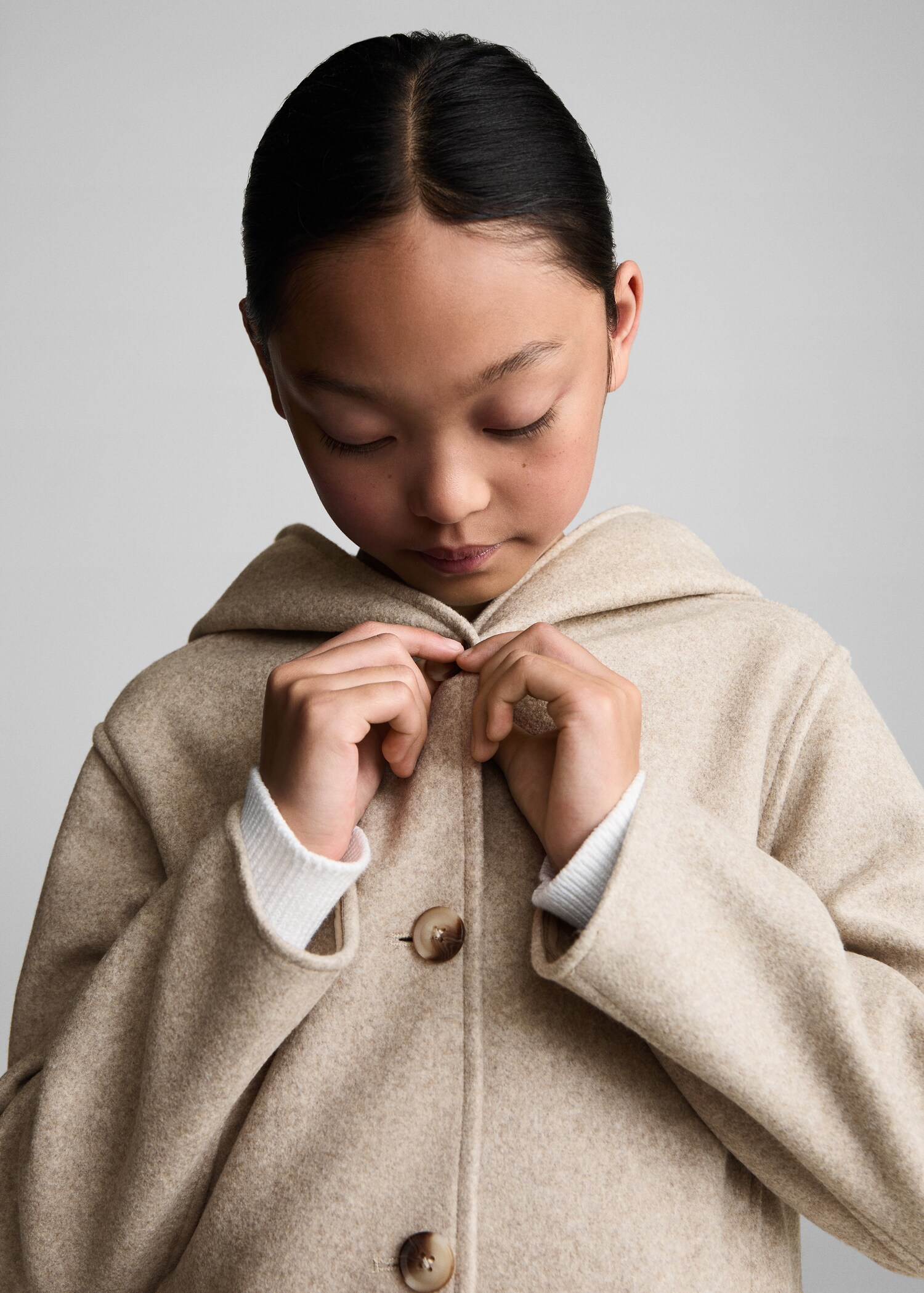 Hooded button coat - Details of the article 1