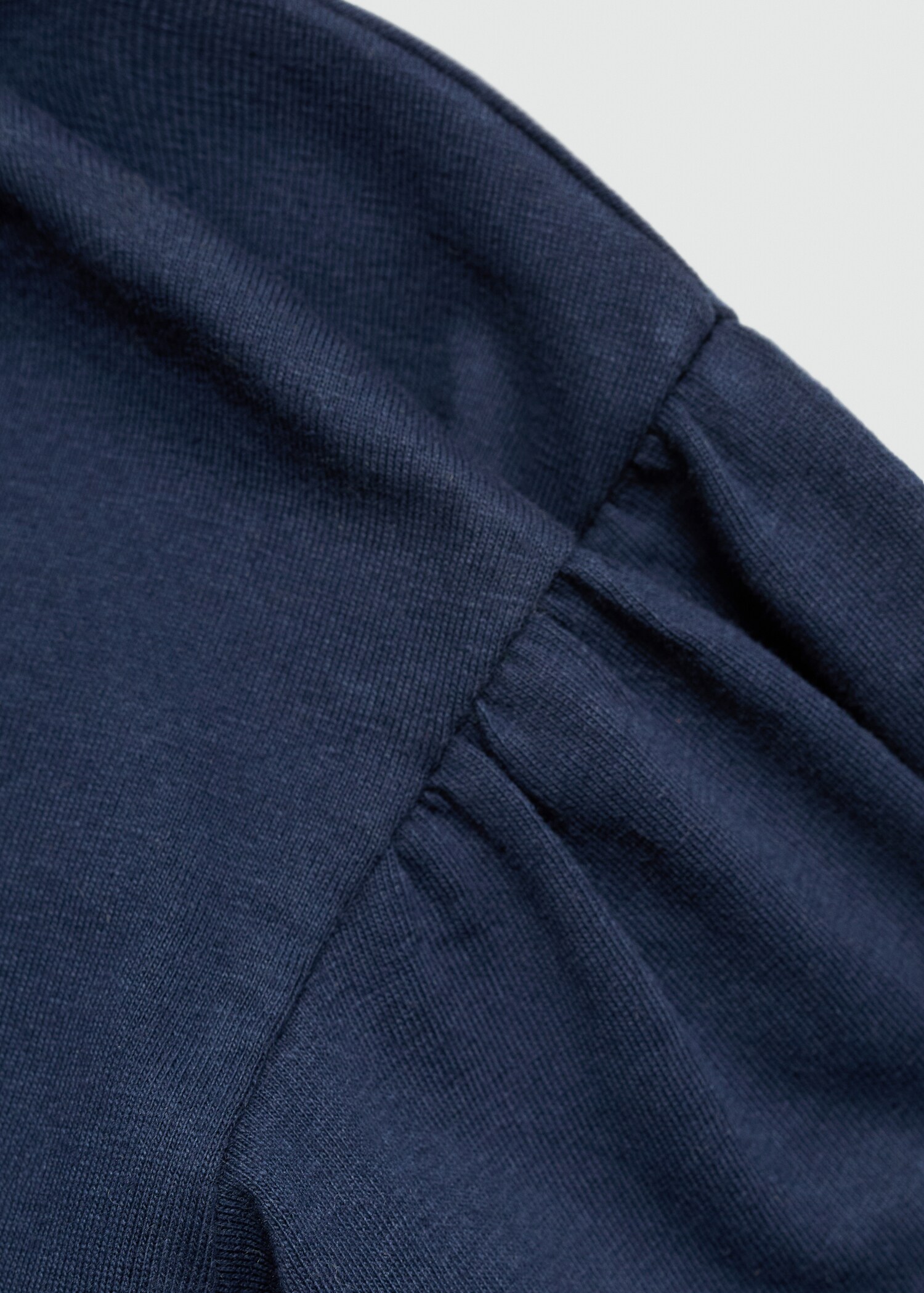 Mönstrad t-shirt broderade detaljer - Detaljer om artikeln 0