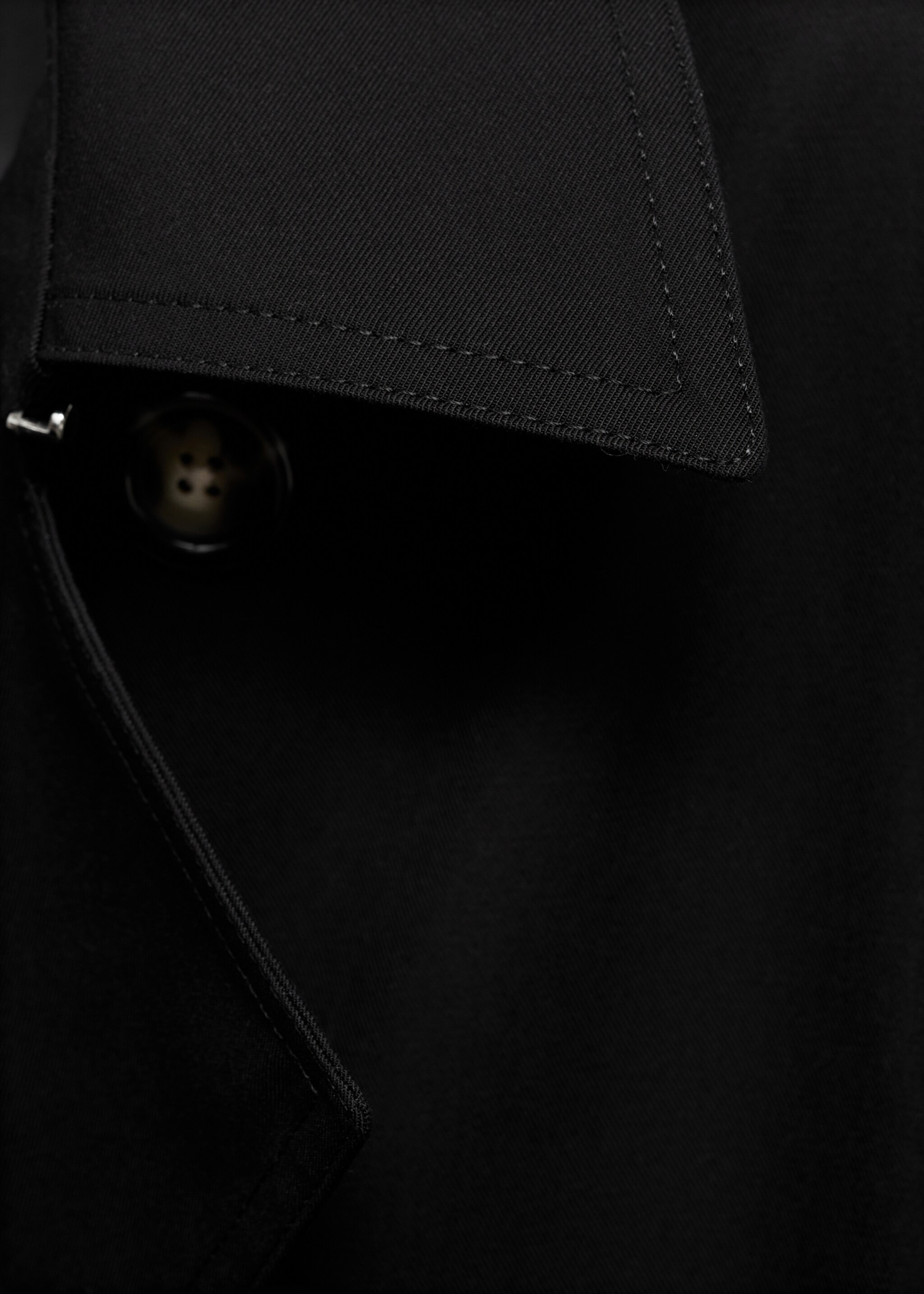 Double-breasted cotton trench coat - Details of the article 0