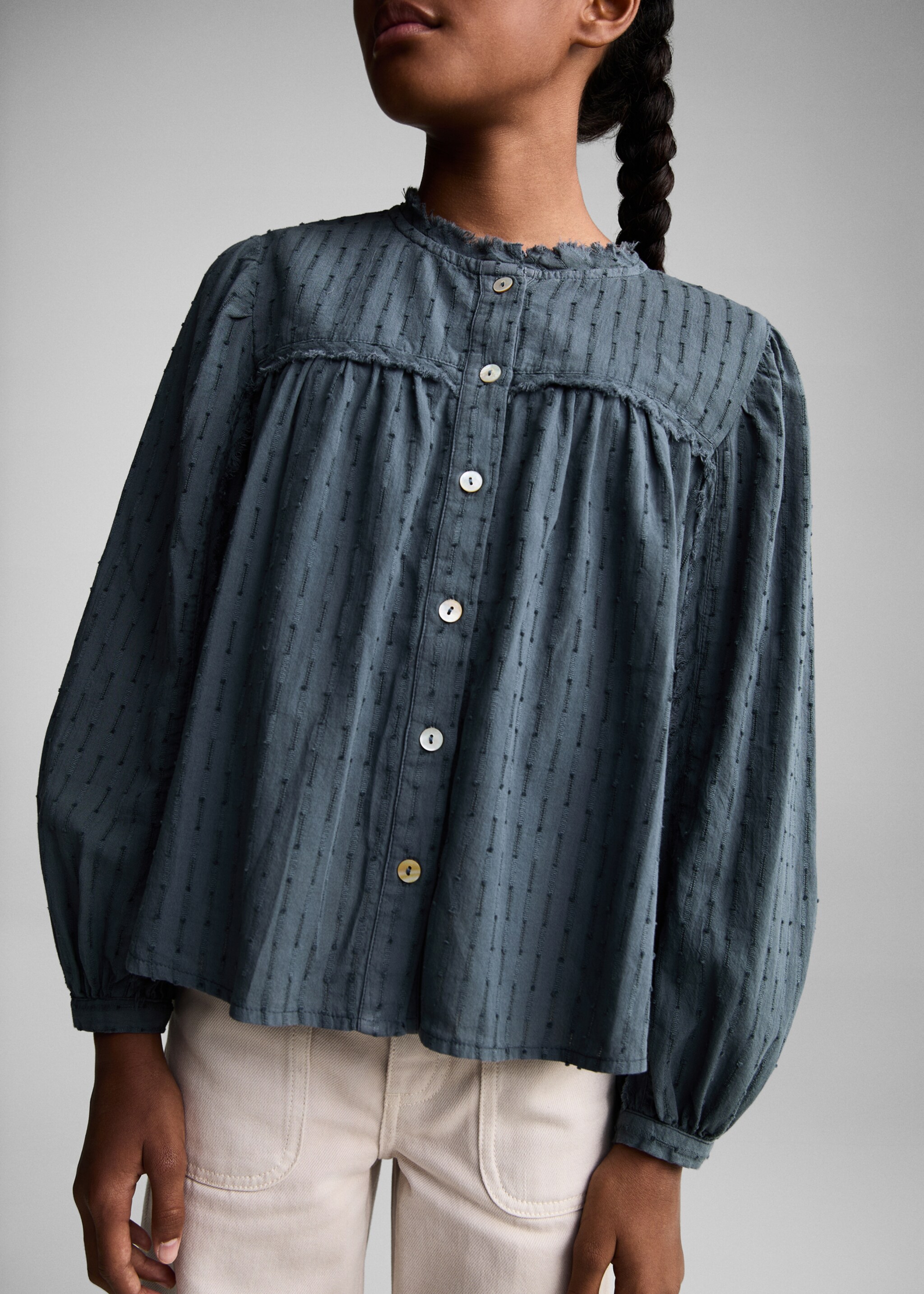 Bluza s izvezenim detaljem - Detalji artikla 6