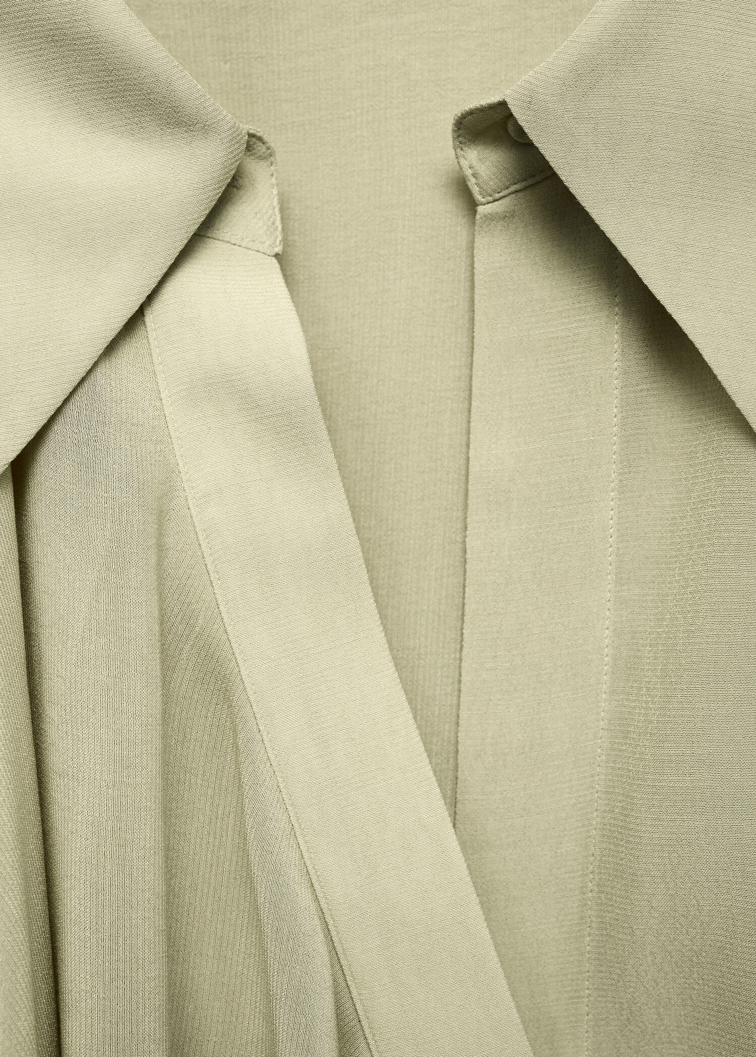 Chemise volants fermeture croisée - Détail de l'article 0