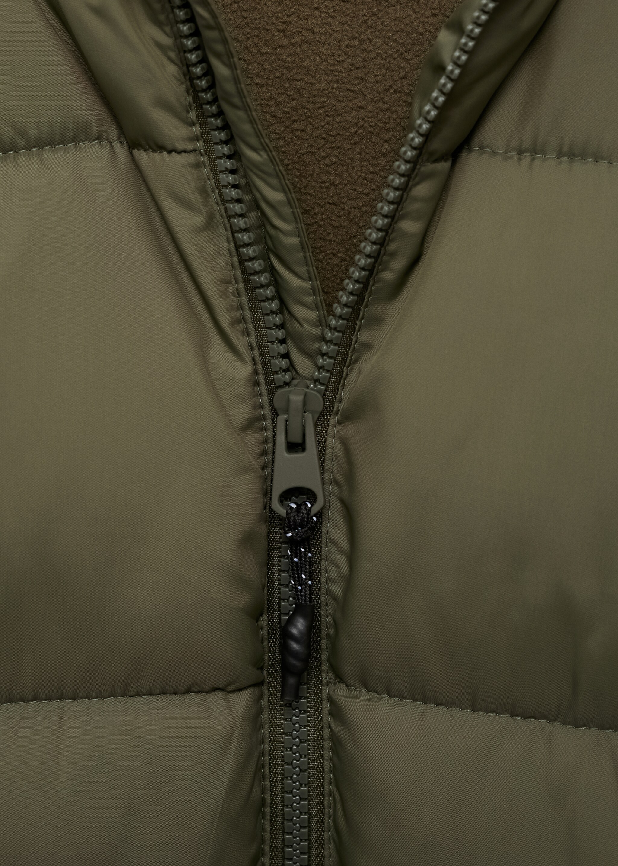 Quilted long coat - Details of the article 8, Khaki. Ref: 77075146-00.