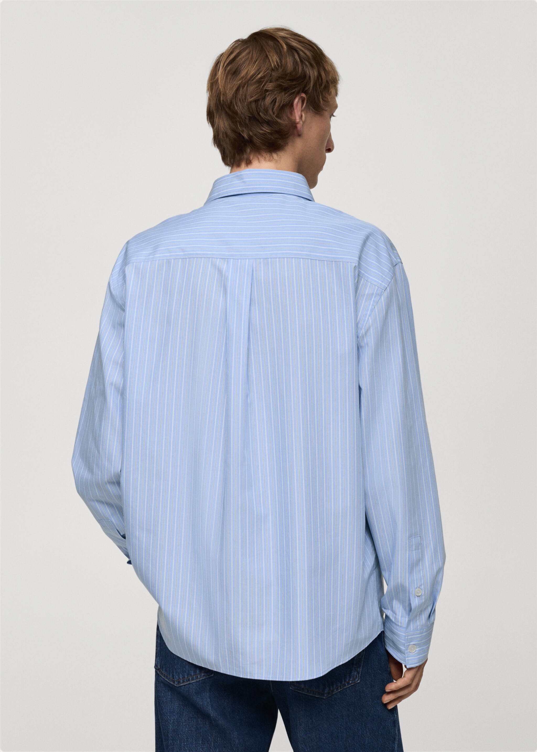Gestreiftes Hemd aus 100 % Baumwolle - Rückseite des Artikels, Blau. Ref: 77075632-00.