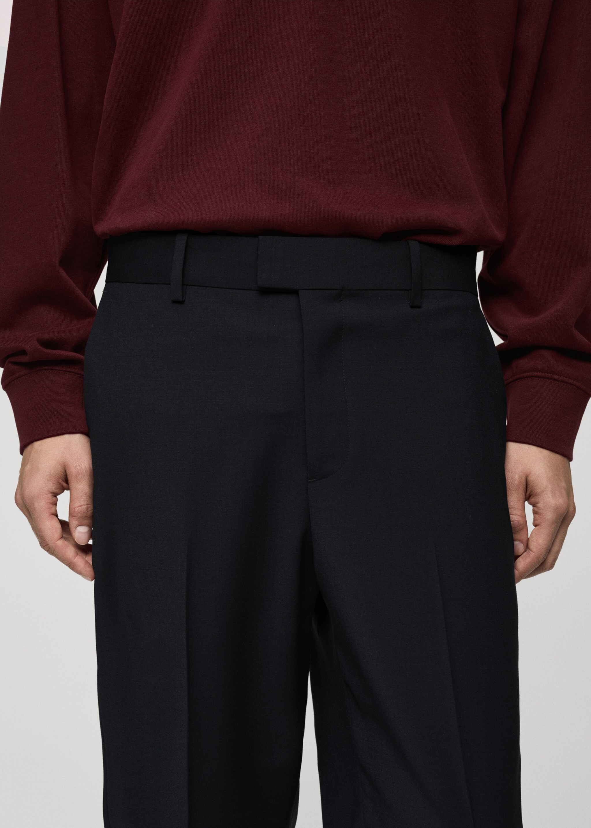 Pantalon costume laine mélangée regular-fit - Détail de l'article 1, Bleu marine foncé. Ref: 77075633-00.