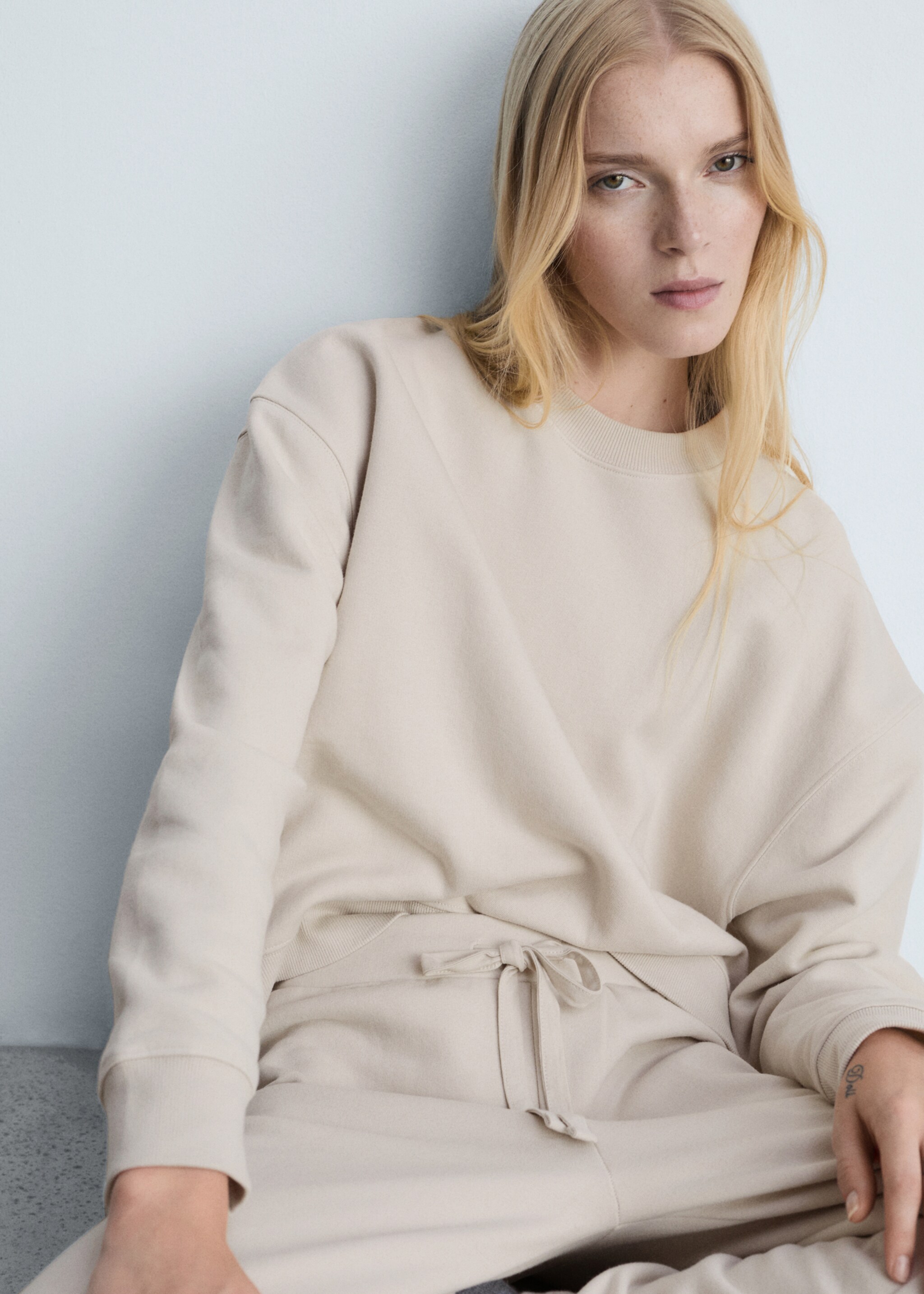 Plush cotton sweatshirt - Medium plane