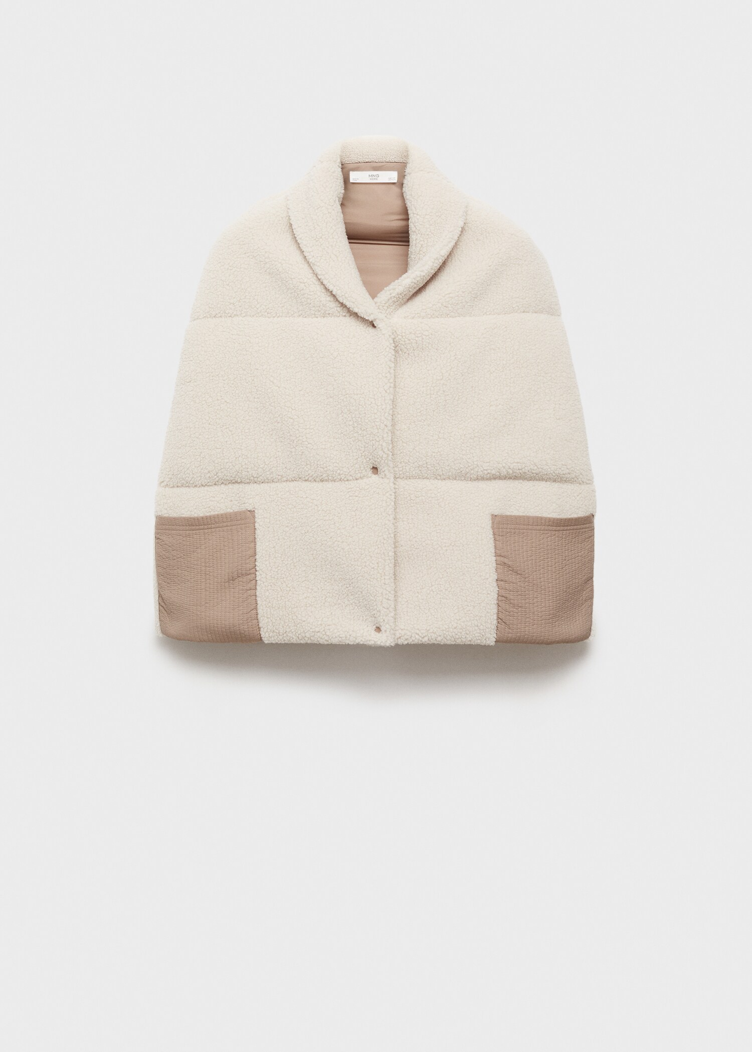 Buttoned sheepskin cape - Article without model