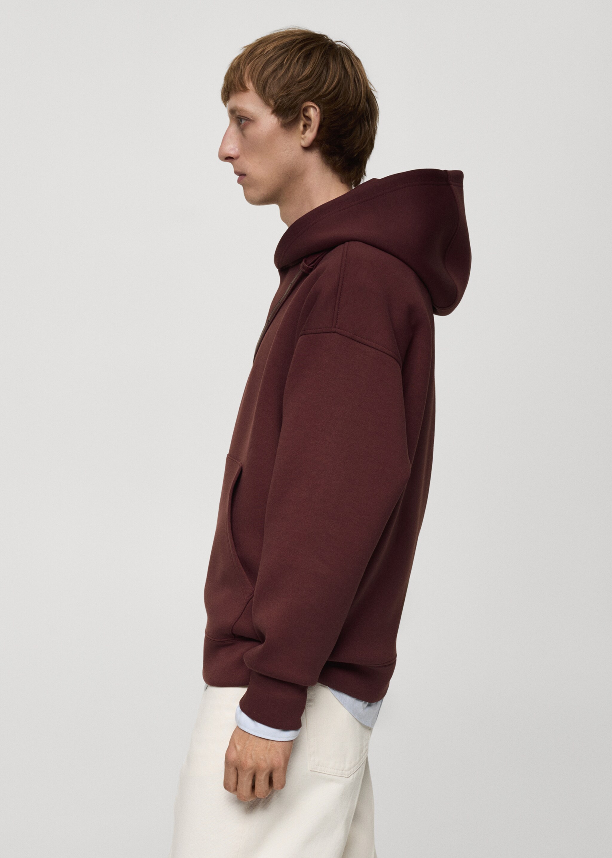 Relaxed-fit hooded sweatshirt - Details of the article 2, Burgundy. Ref: 77075638-00.