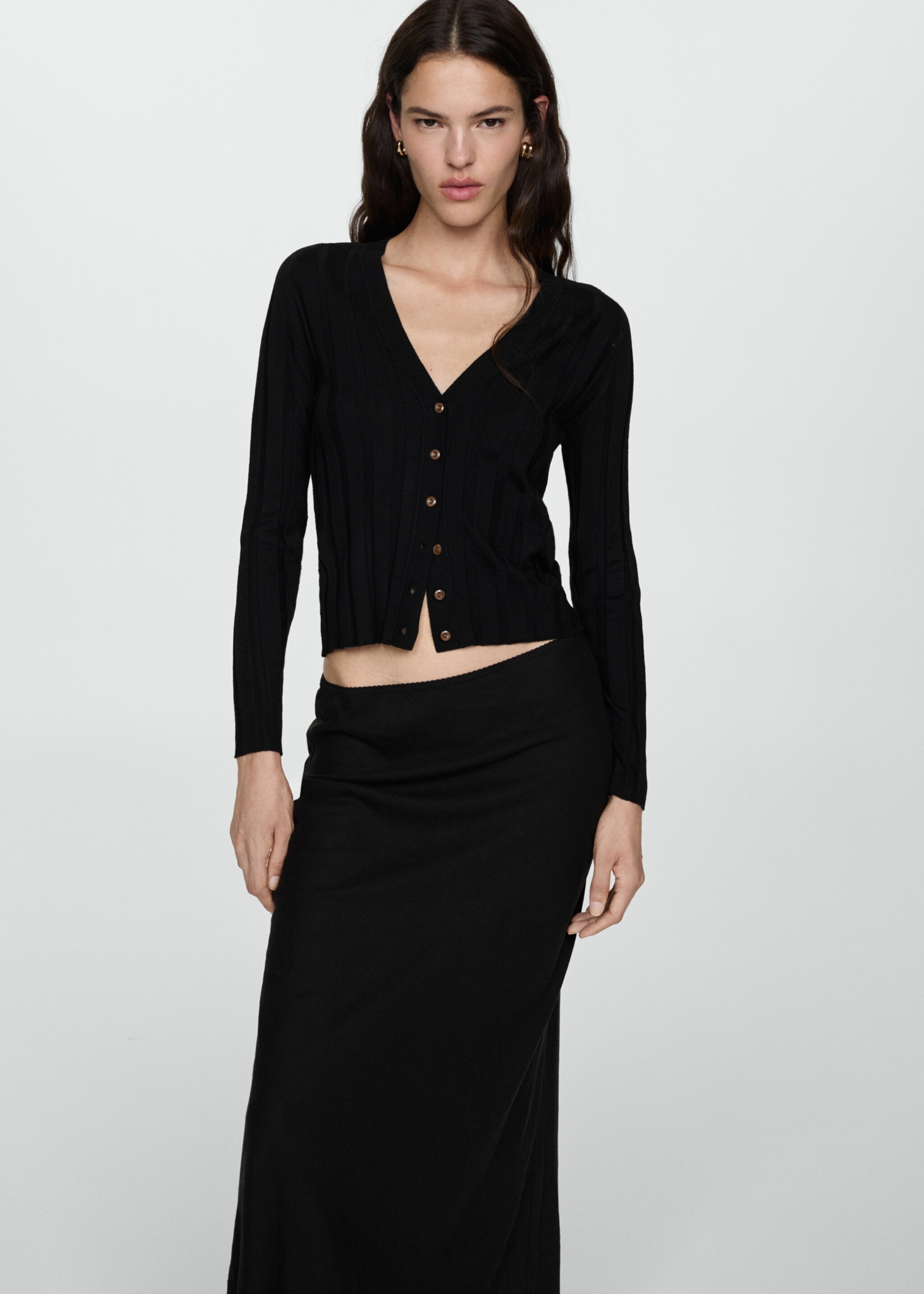 Button knit cardigan - Medium plane, Black. Ref: 77075645-00.