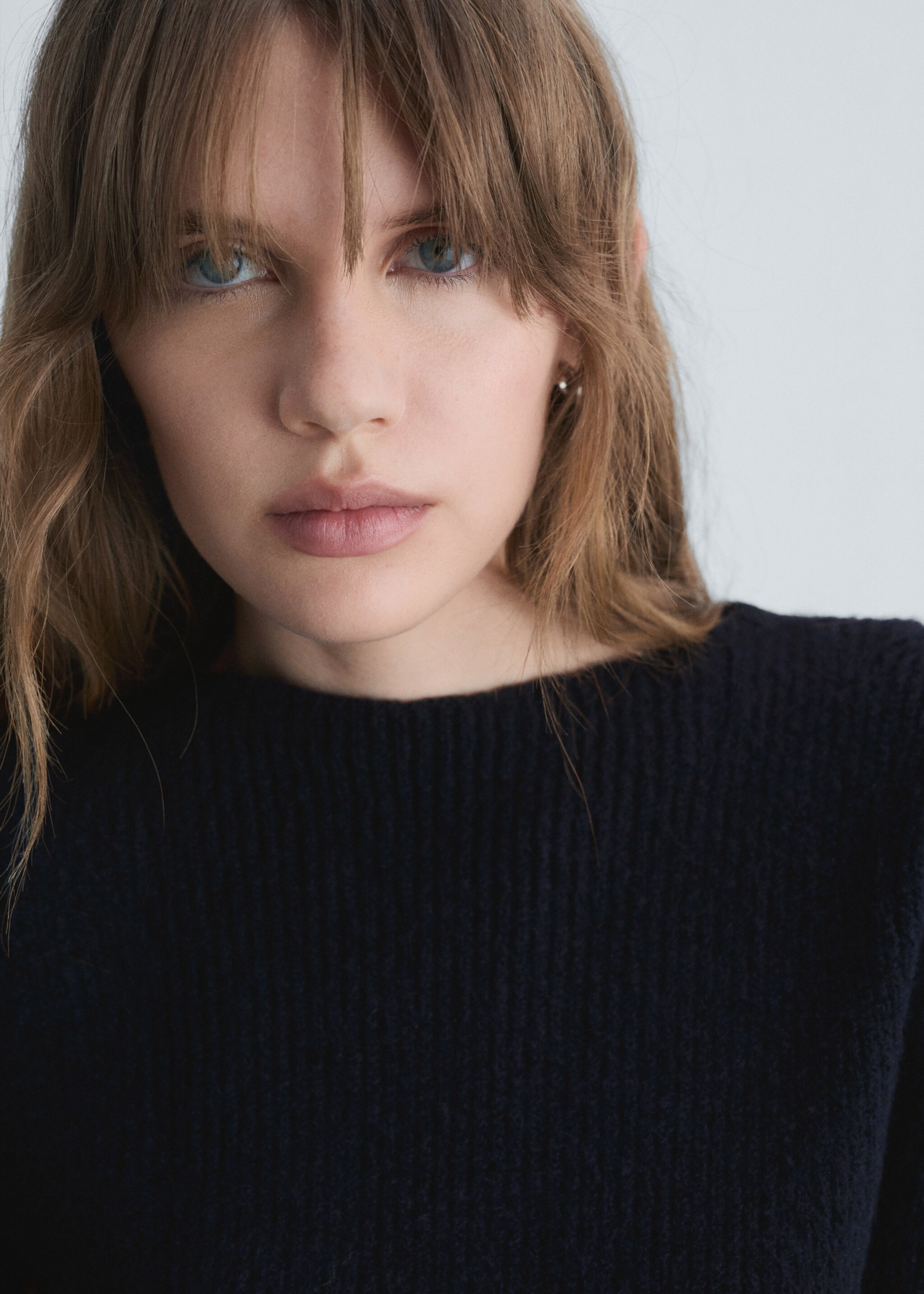 Knitted sweater with perkins neck - Details of the article 1, Dark Navy. Ref: 77075665-00.
