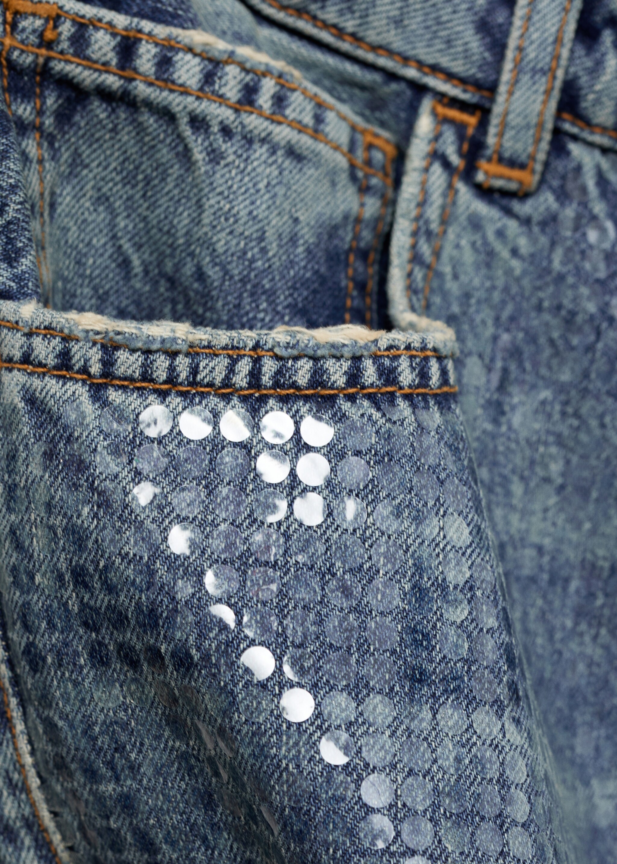 Jeans with sequins under slits - Details of the article 0, Medium Blue. Ref: 77075670-00.