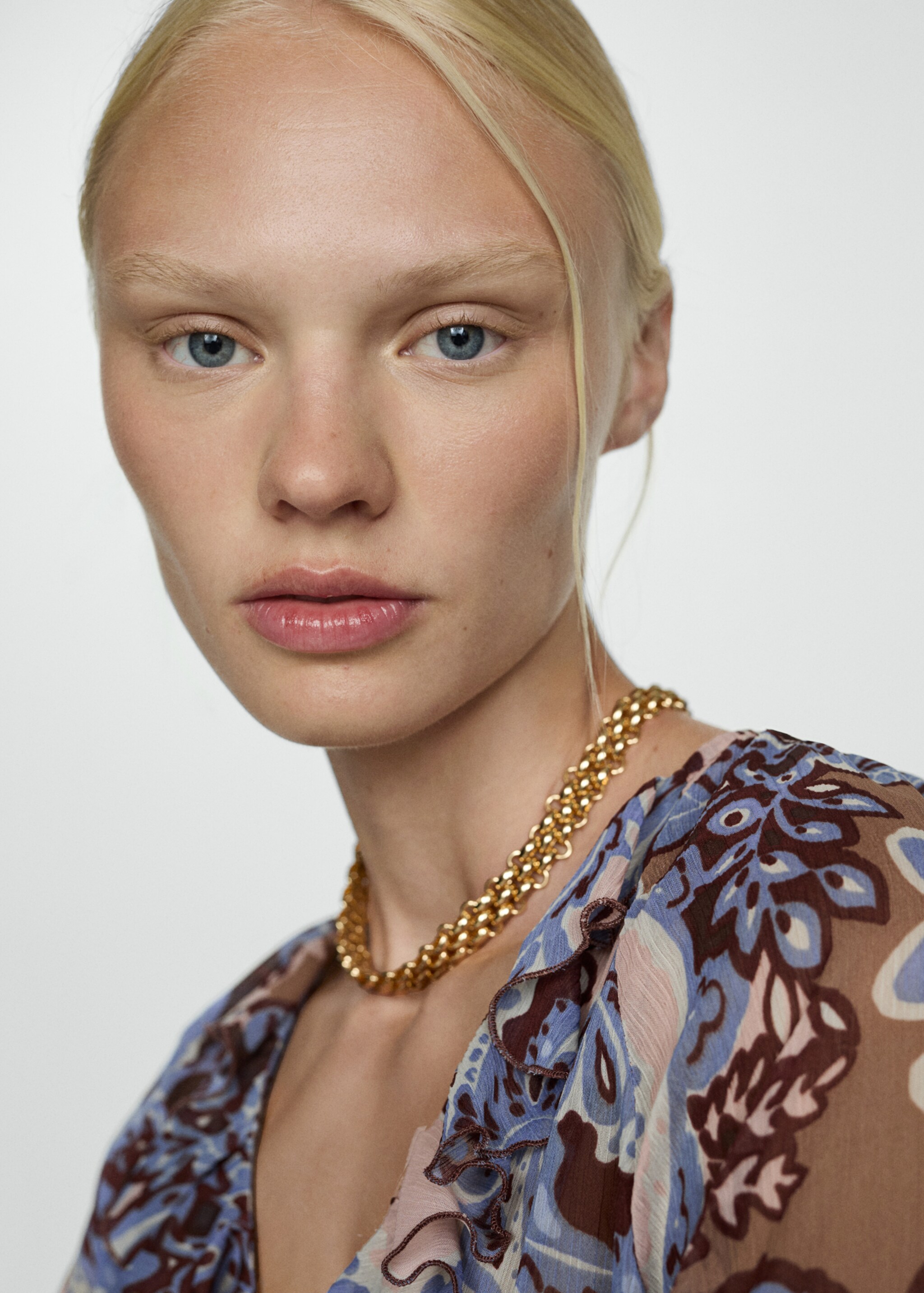 Paisley blouse with ruffles - Details of the article 1, Blue. Ref: 77075671-00.