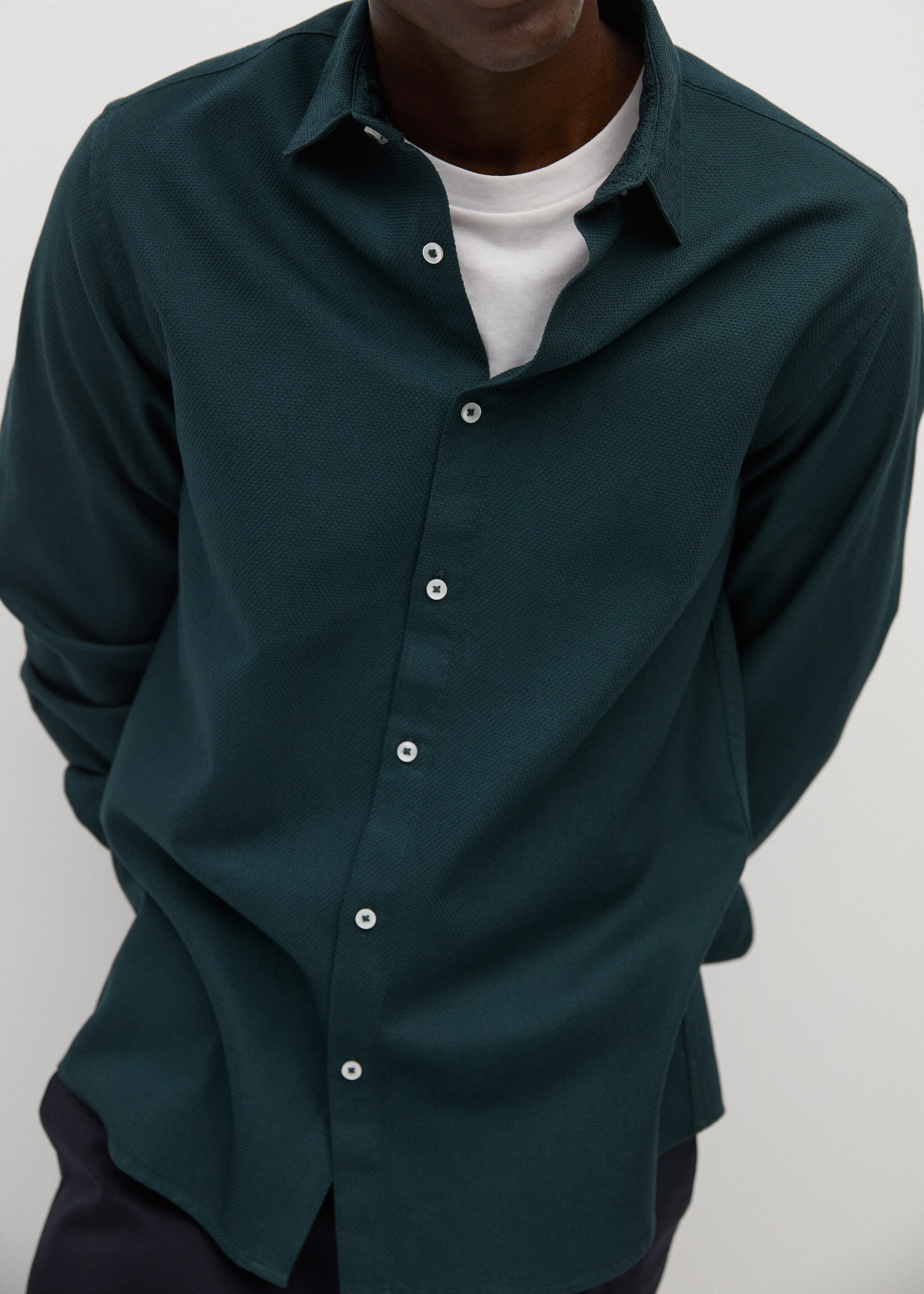 Slim-fit textured cotton shirt - Details of the article 3