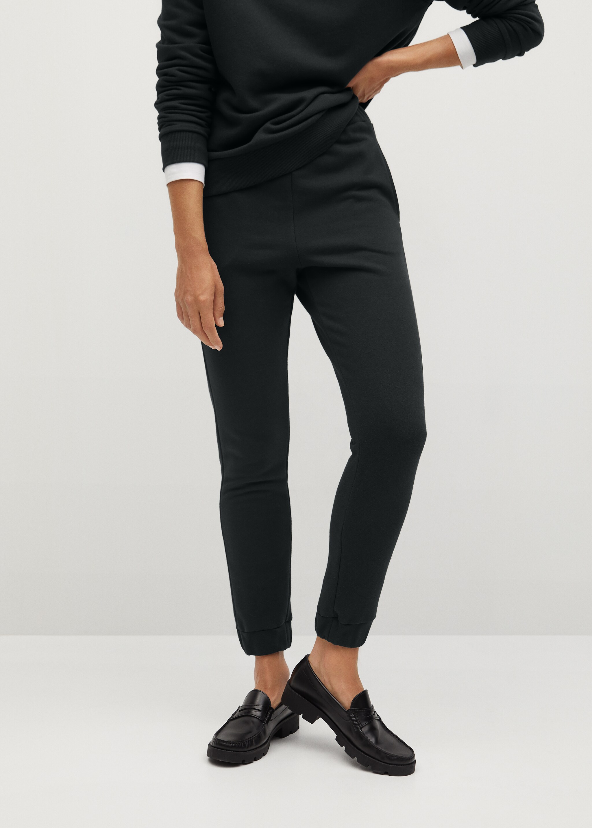 Pantalón jogger algodón - Plano medio