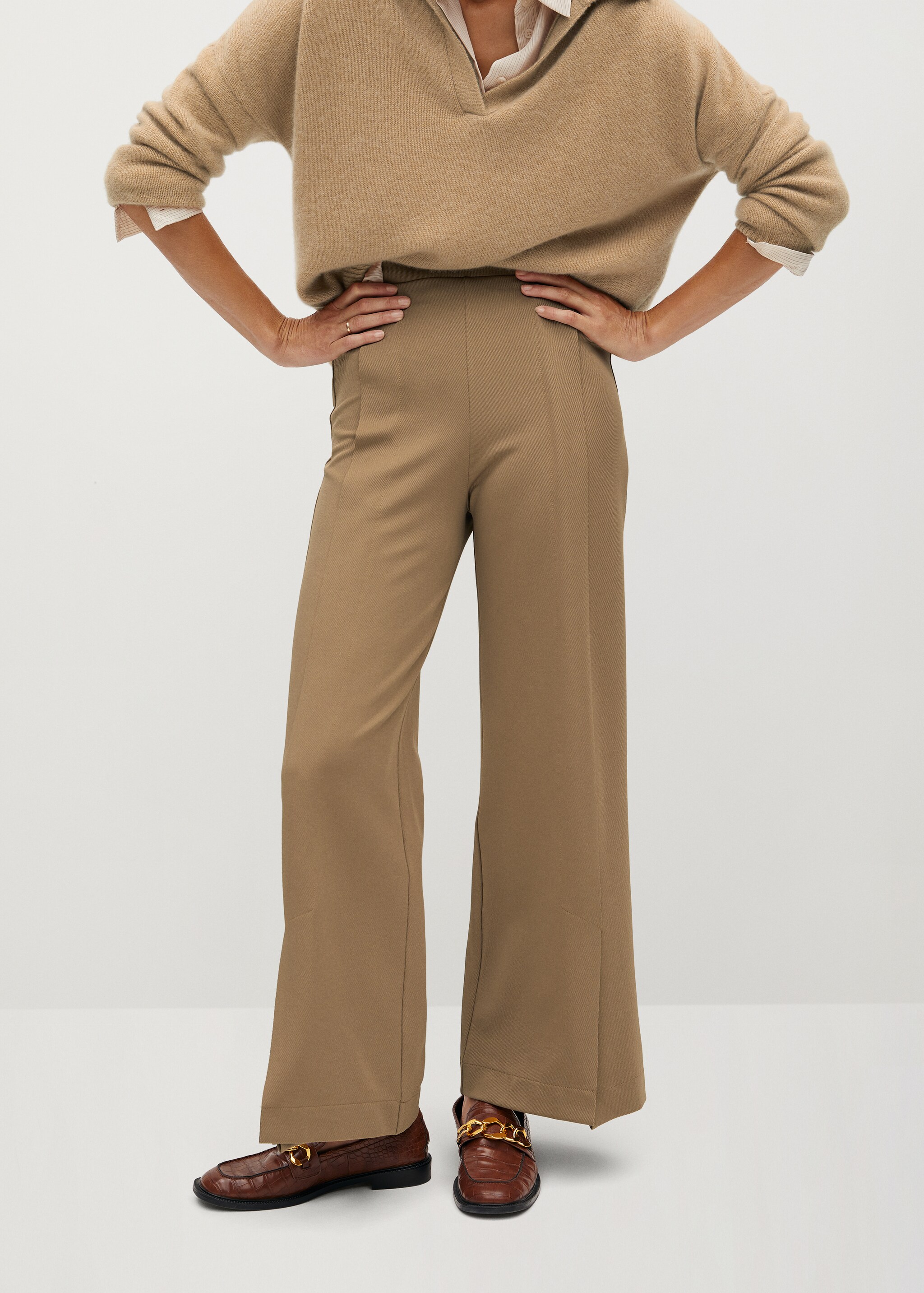 Pantalón recto pinzas - Plano medio