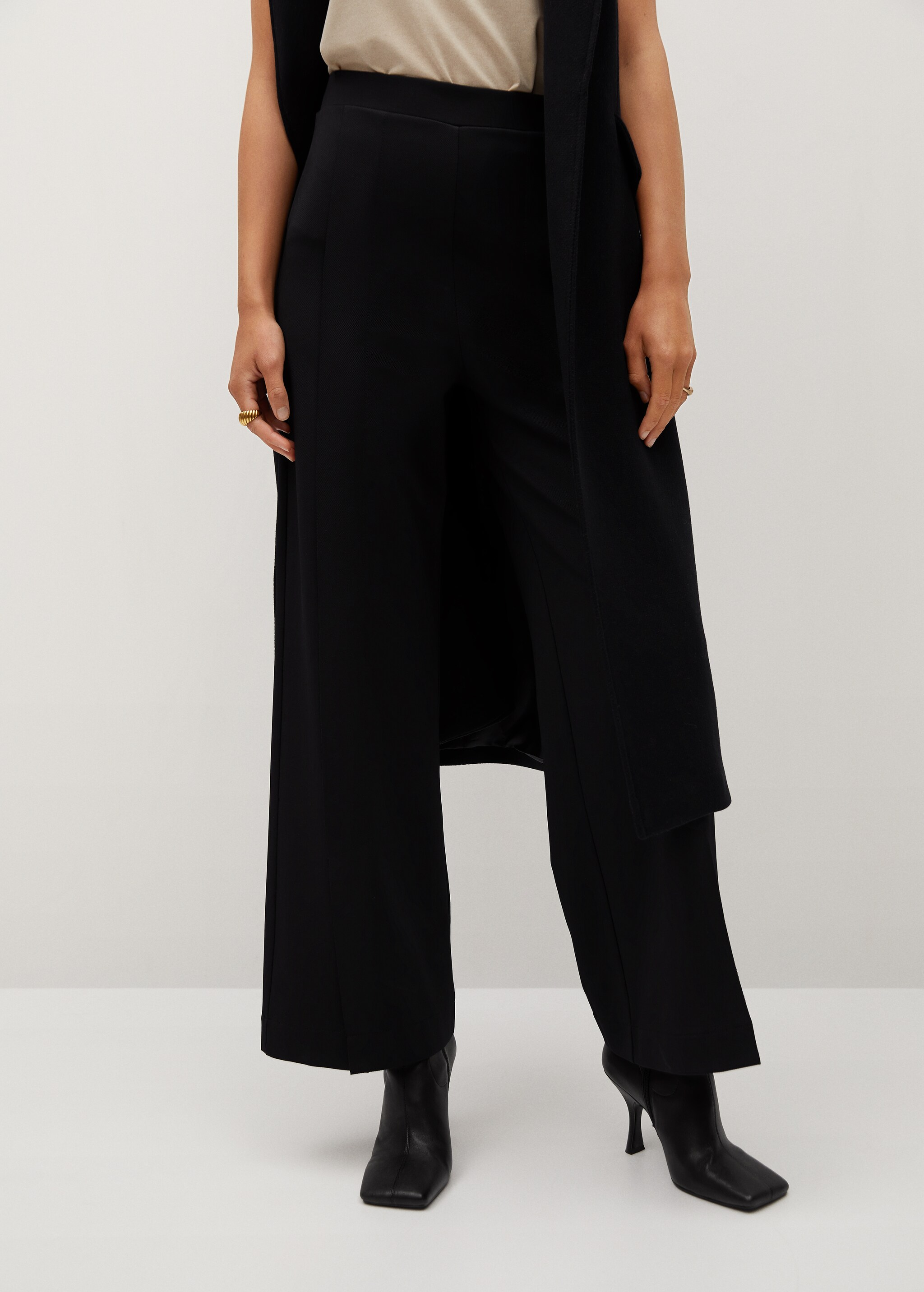 Pantalón recto pinzas - Plano medio