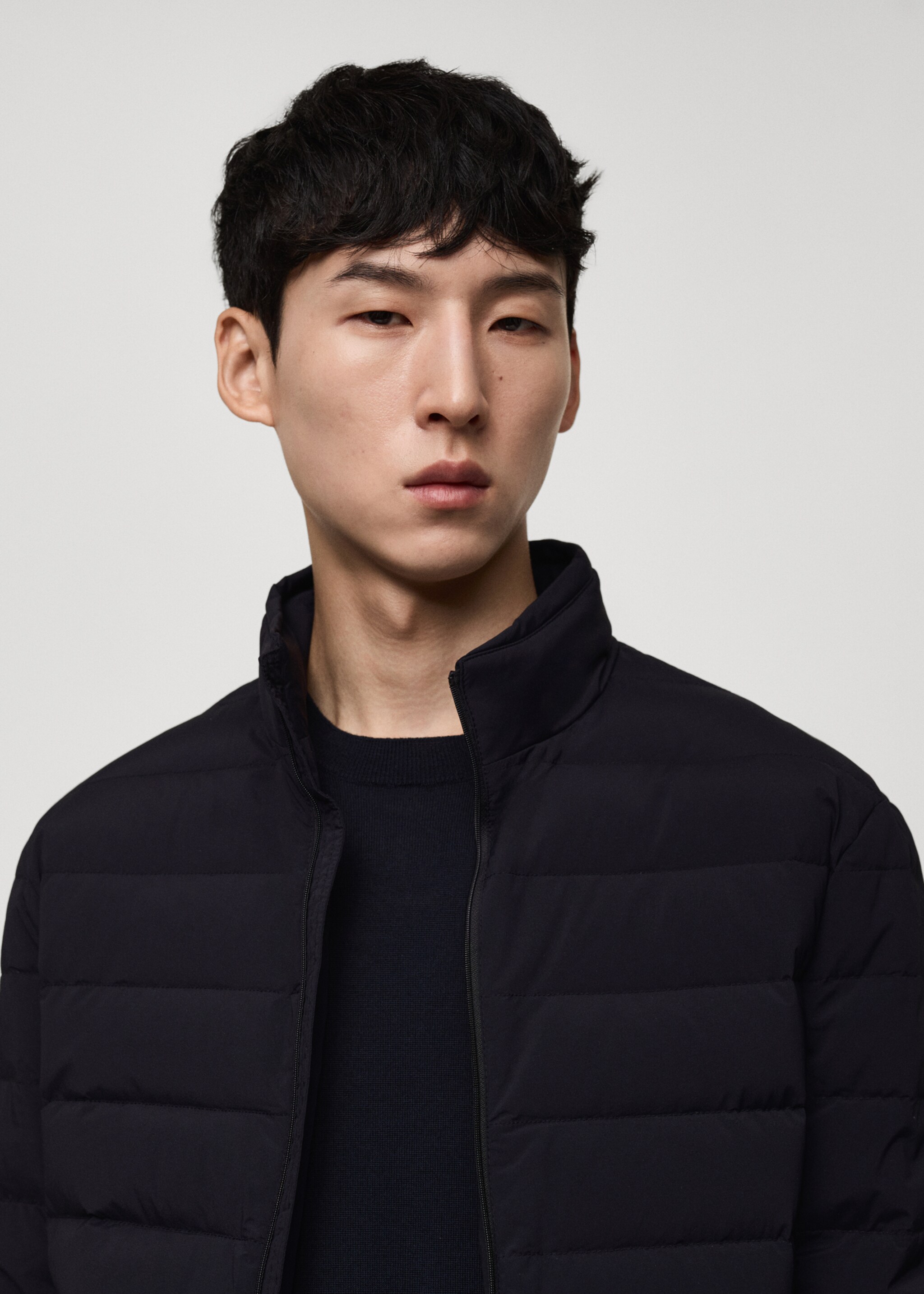 Jaqueta embuatada farcit plomes - Detall de l'article 1, Blau marí fosc. Ref: 77075959-00.