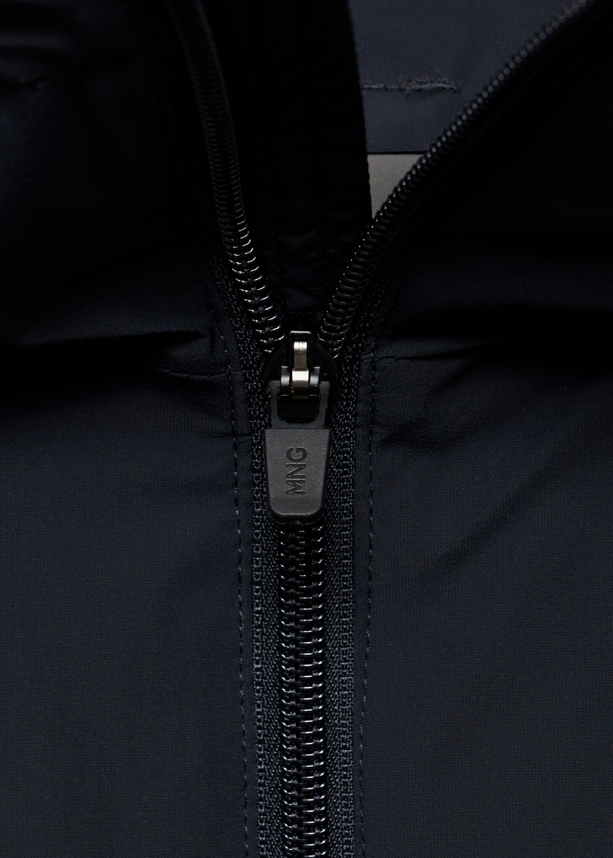 Thermore® waterproof quilted barn jacket with Thermore® padding - Details of the article 8, Dark Navy. Ref: 77075960-00.