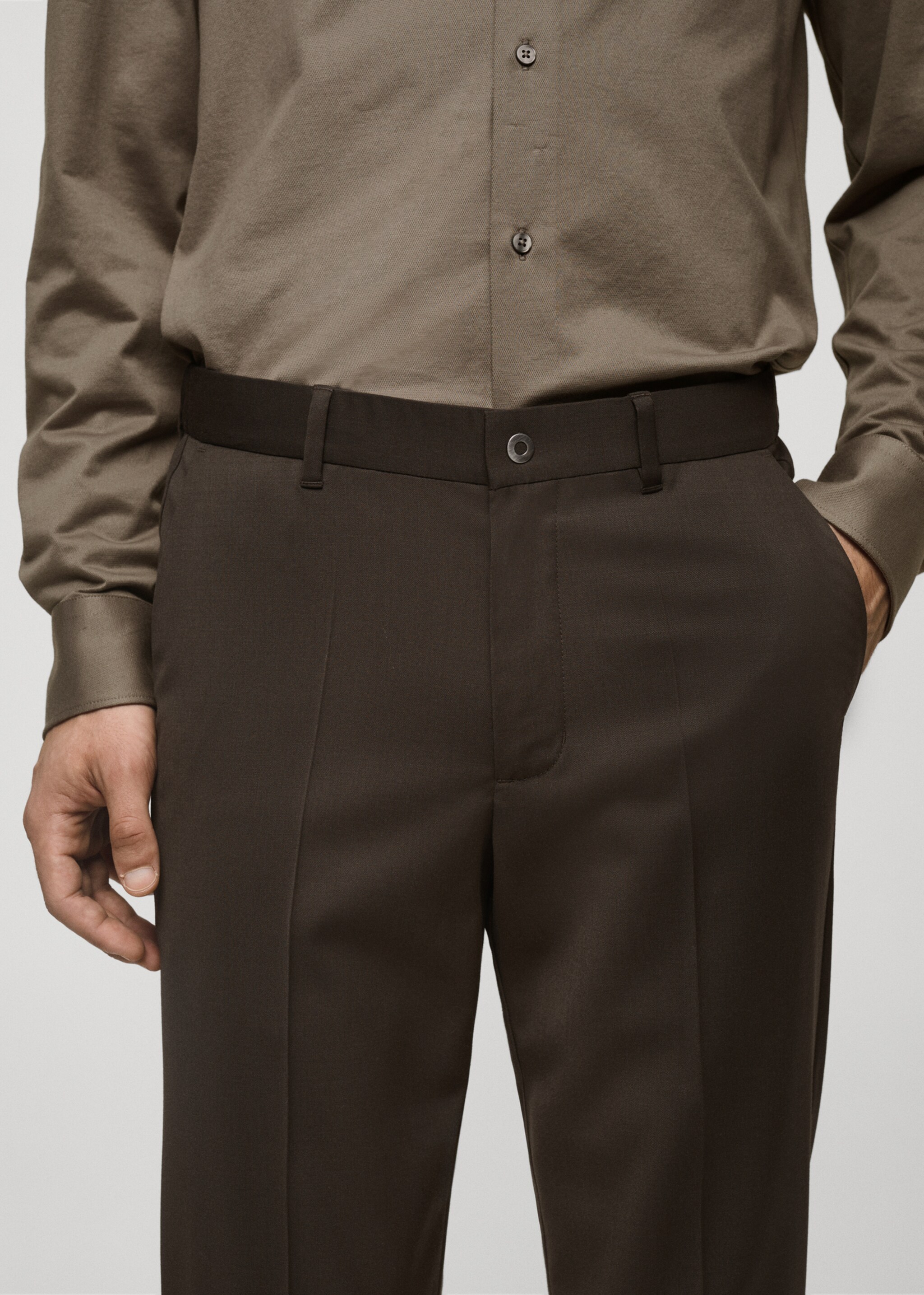 Coolmax® stretch-fabric slim-fit trousers - Details of the article 1, Brown. Ref: 77075963-00.