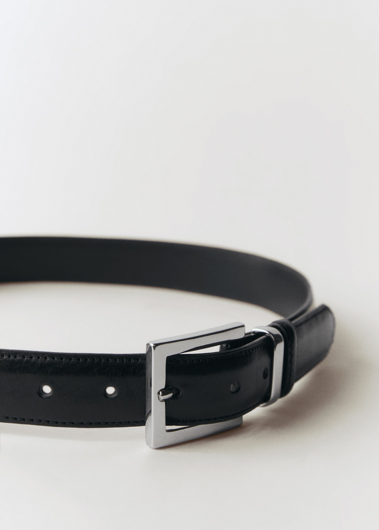 Ceinture cuir boucle carrée - Plan moyen