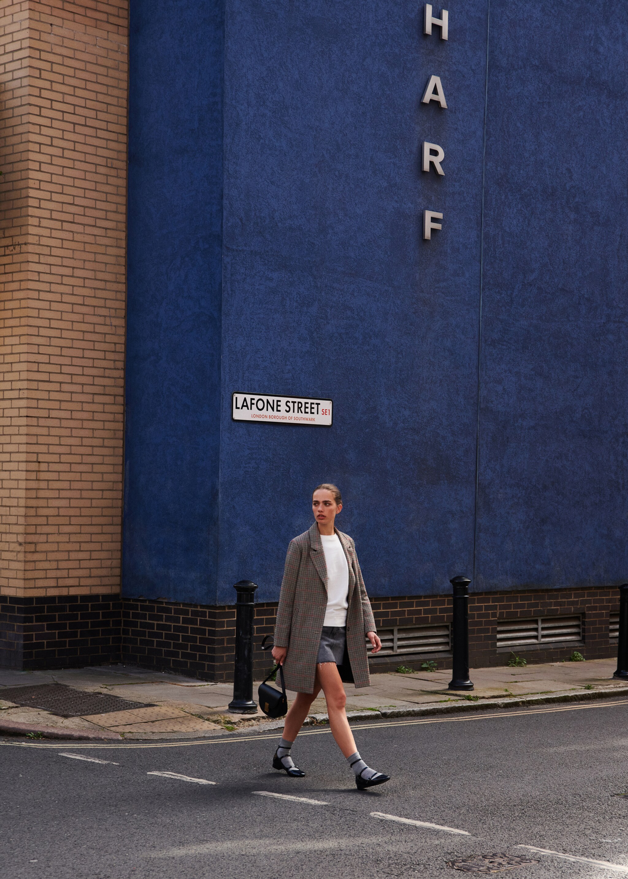 Houndstooth coat - Details of the article 5, Beige. Ref: 77076000-00.