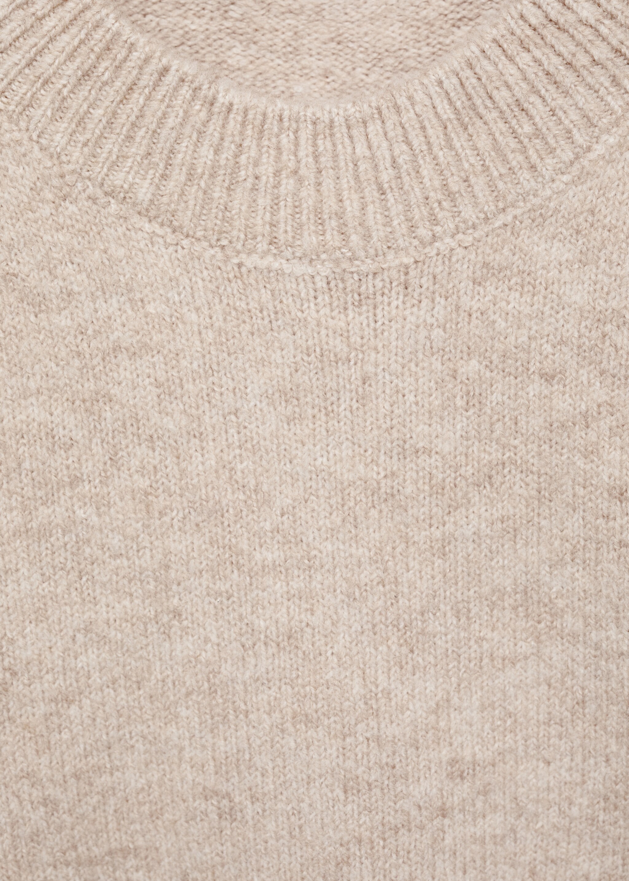 Jersey recto cuello redondo - Detalle del artículo 8, Arena. Ref: 77076340-00.