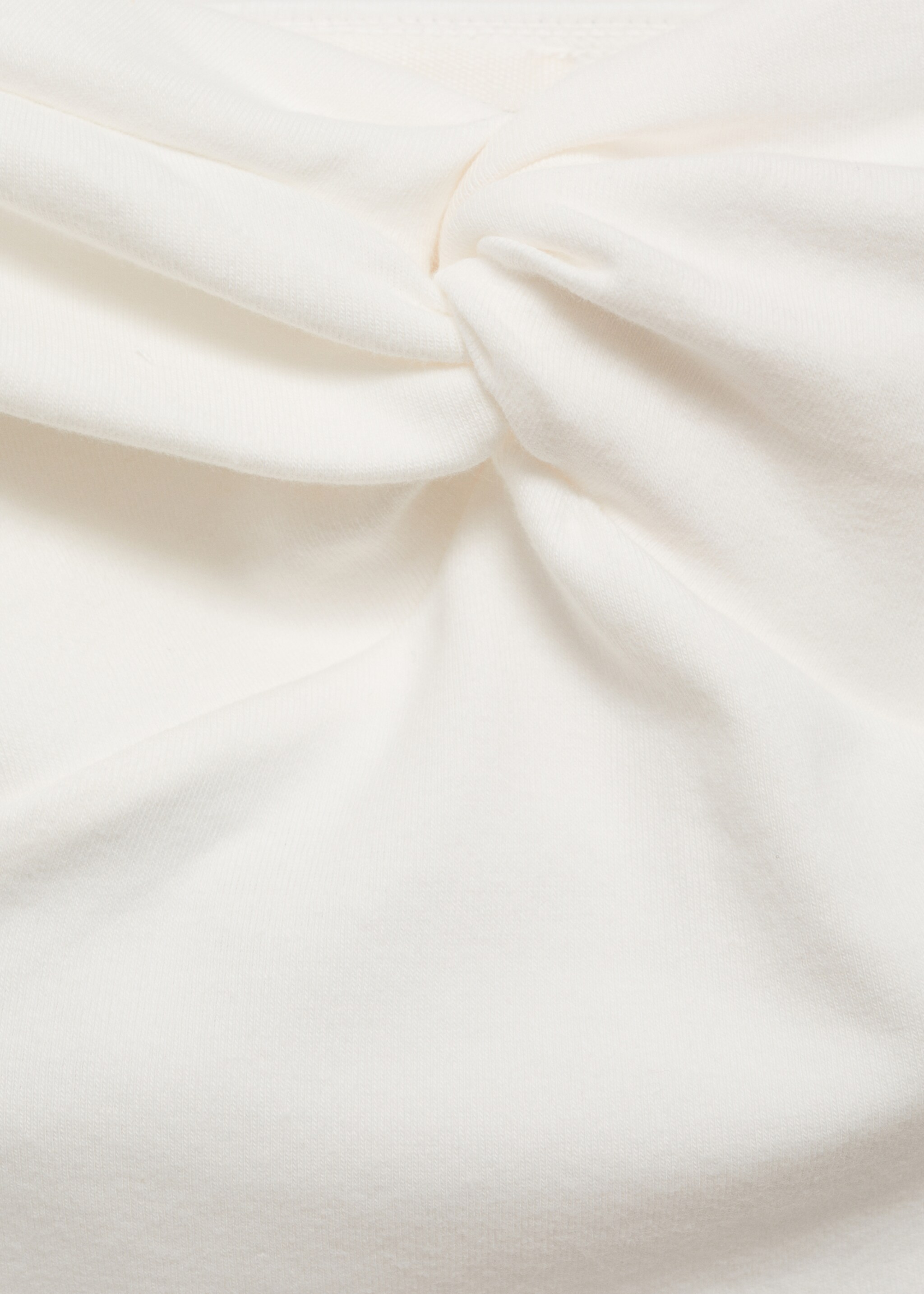 Knot crop top - Details of the article 8, Off White. Ref: 77076358-00.