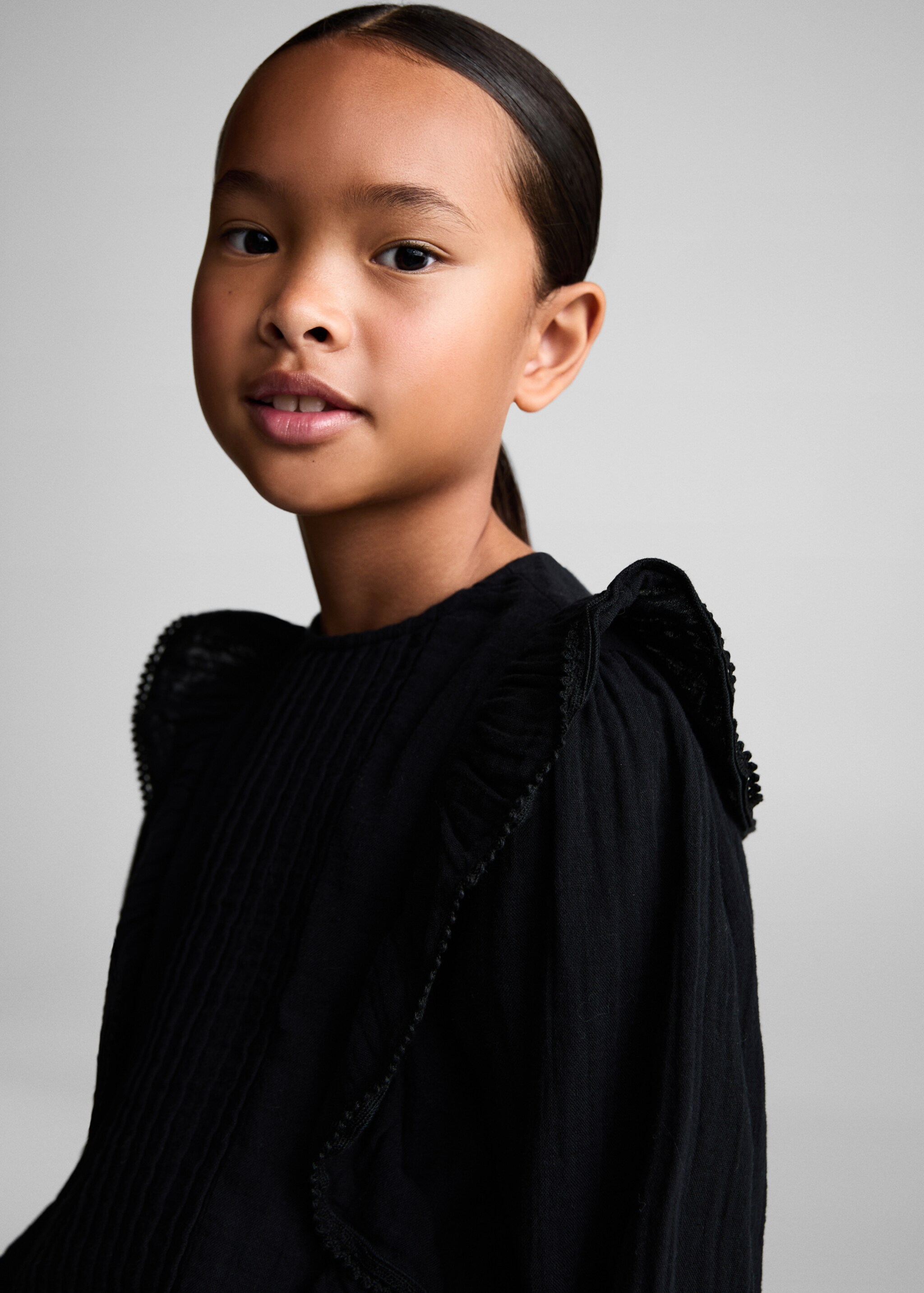 Frills embroidered shirt - Details of the article 1, Black. Ref: 77076726-00.