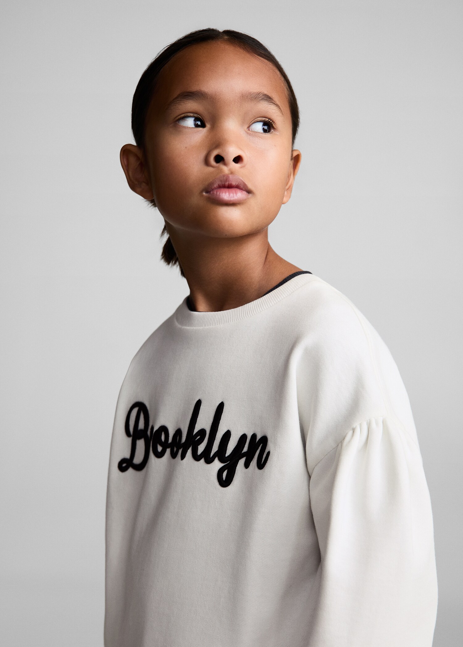 Embroidered detail cotton sweatshirt - Details of the article 1