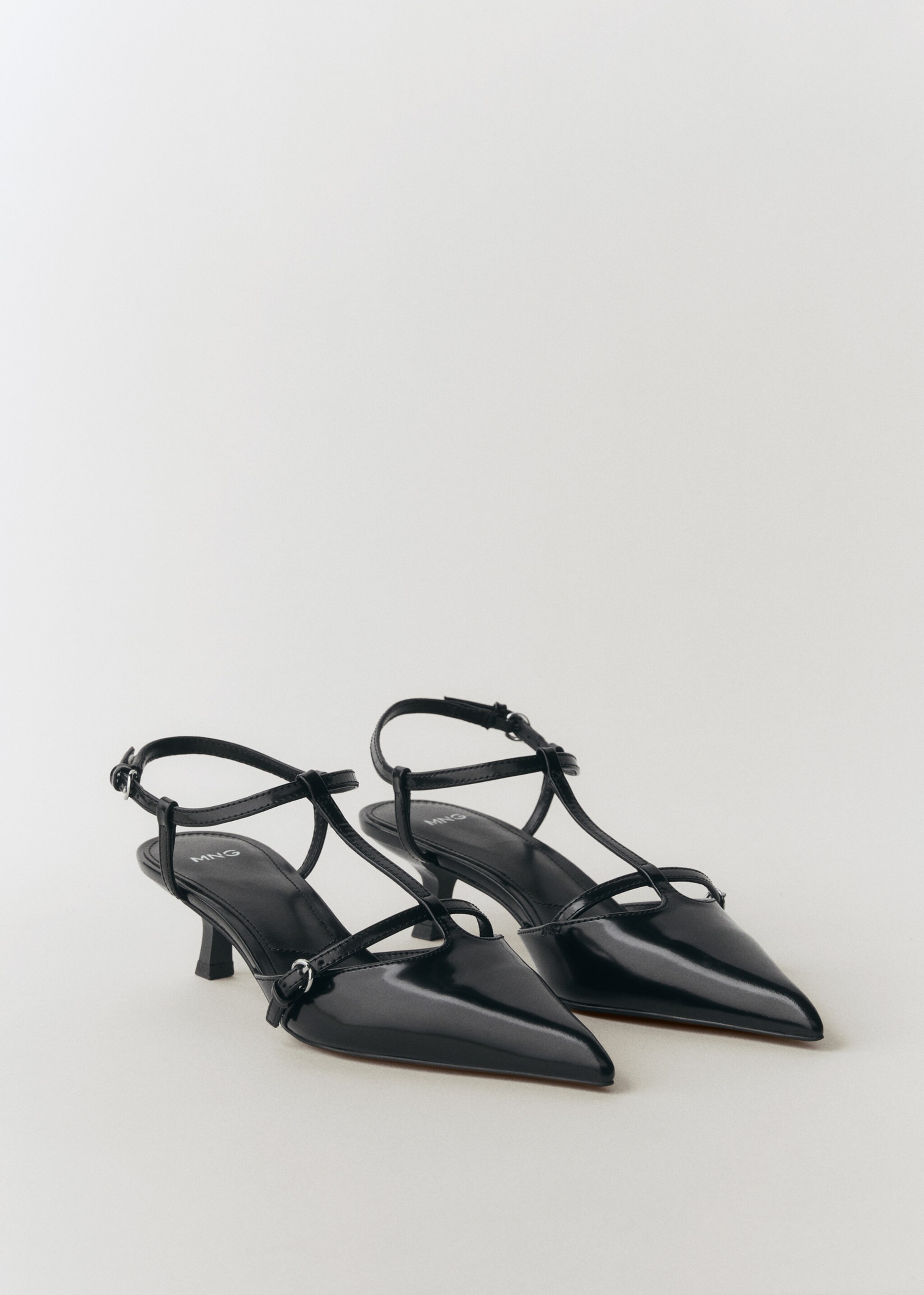 Kitten-heel leather shoes - Medium plane, Black. Ref: 77076746-00.