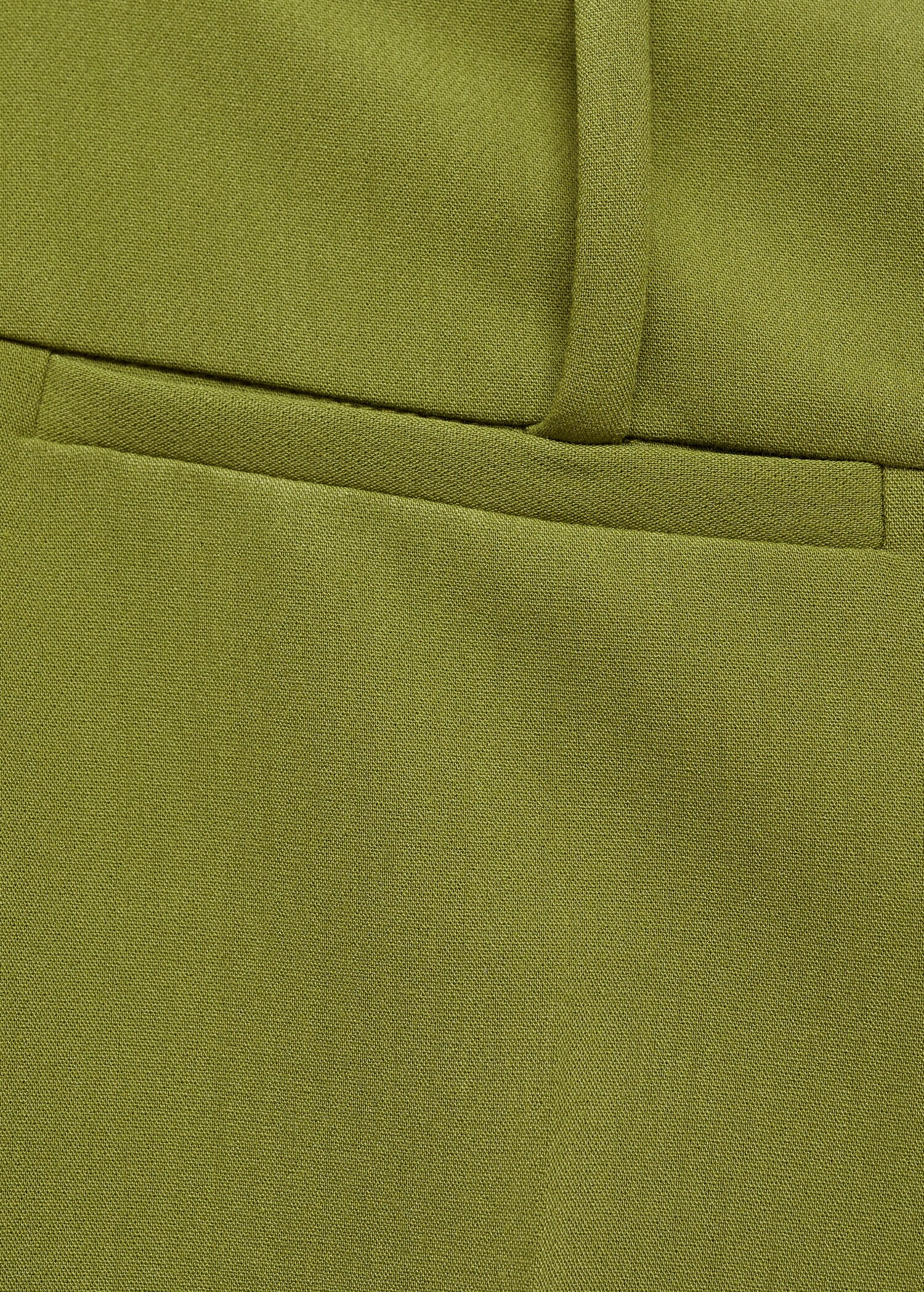 Low-rise flared trousers - Details of the article 0