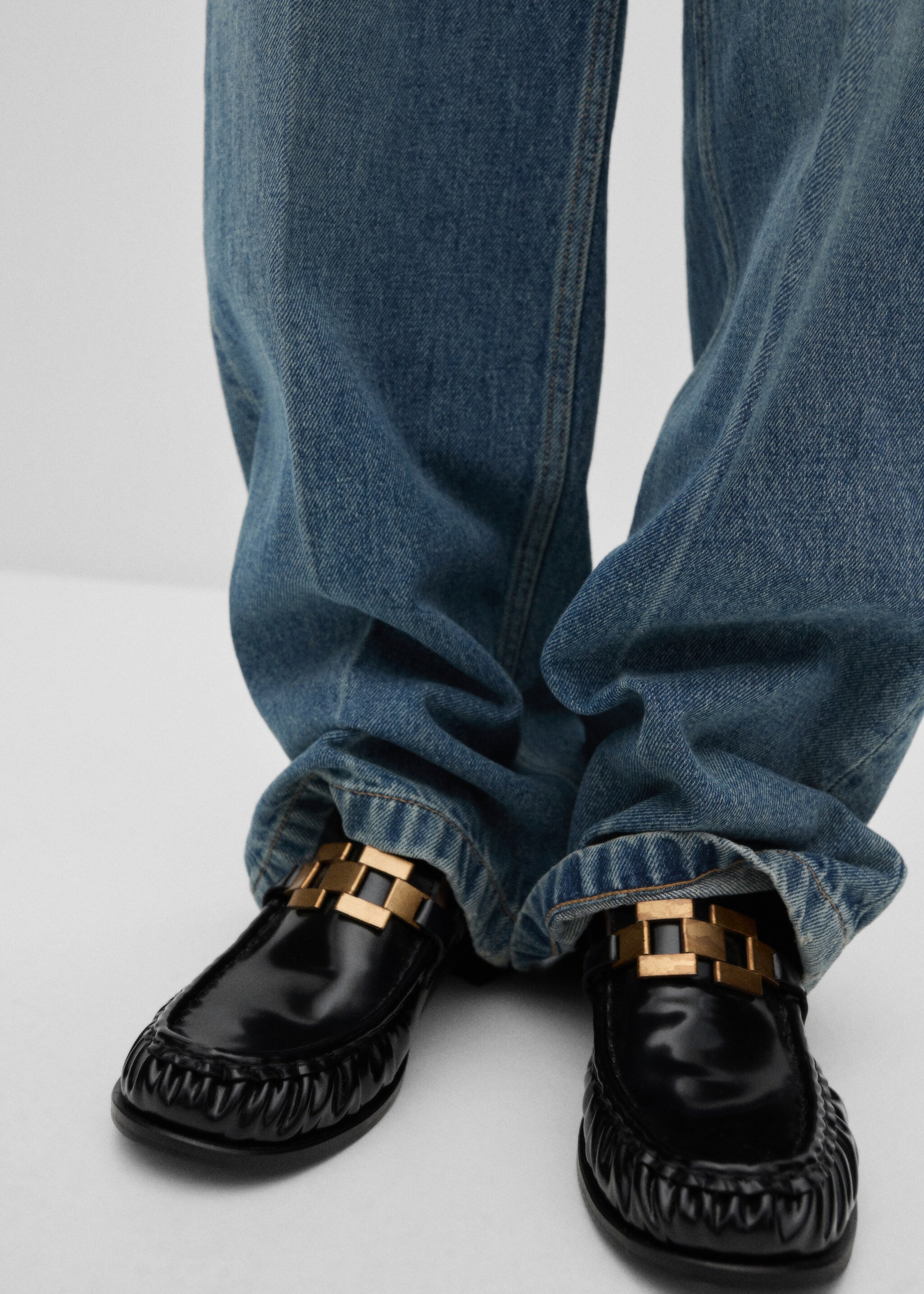 Leren schoen met metallic detail - Detail van het artikel 9, Zwart. Ref: 77076757-00.