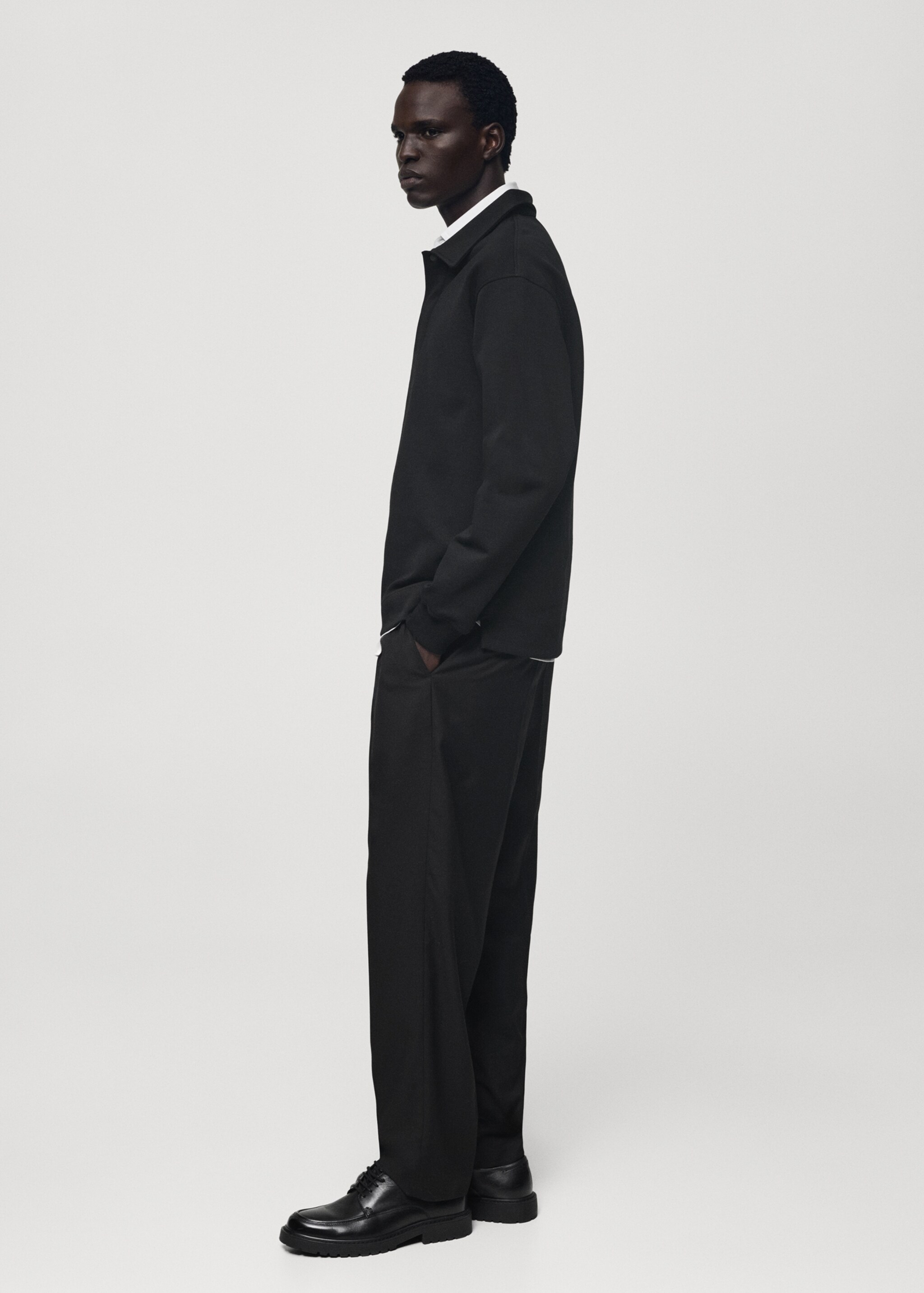 Polo algodón relaxed fit - Detalle del artículo 2, Negro. Ref: 77077111-00.