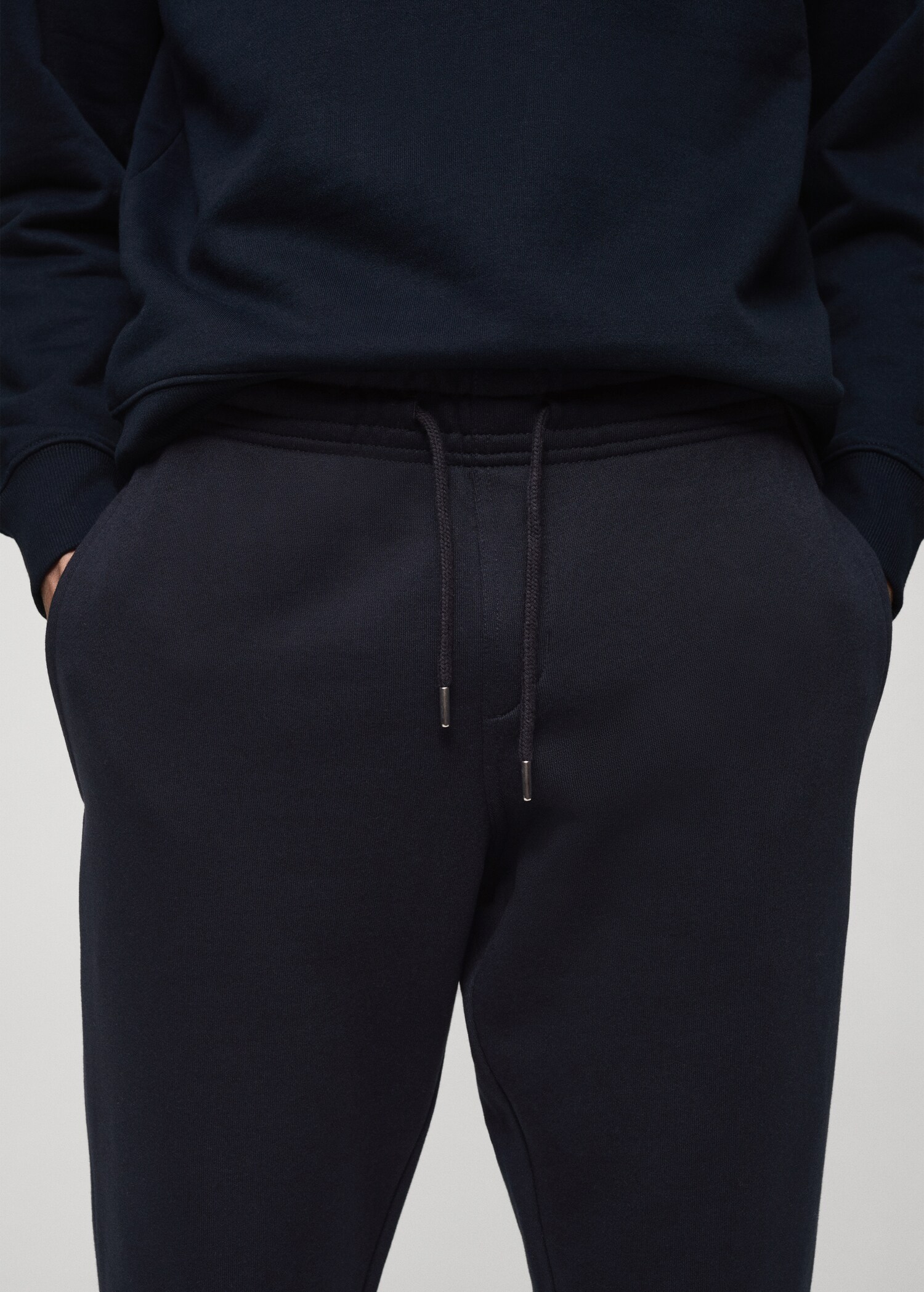 Jogger Pants aus Baumwolle mit Kordelzug - Detail des Artikels 1