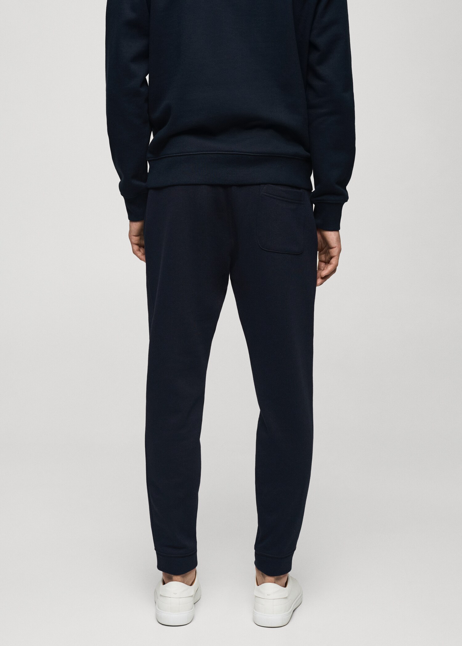 Jogger Pants aus Baumwolle mit Kordelzug - Rückseite des Artikels