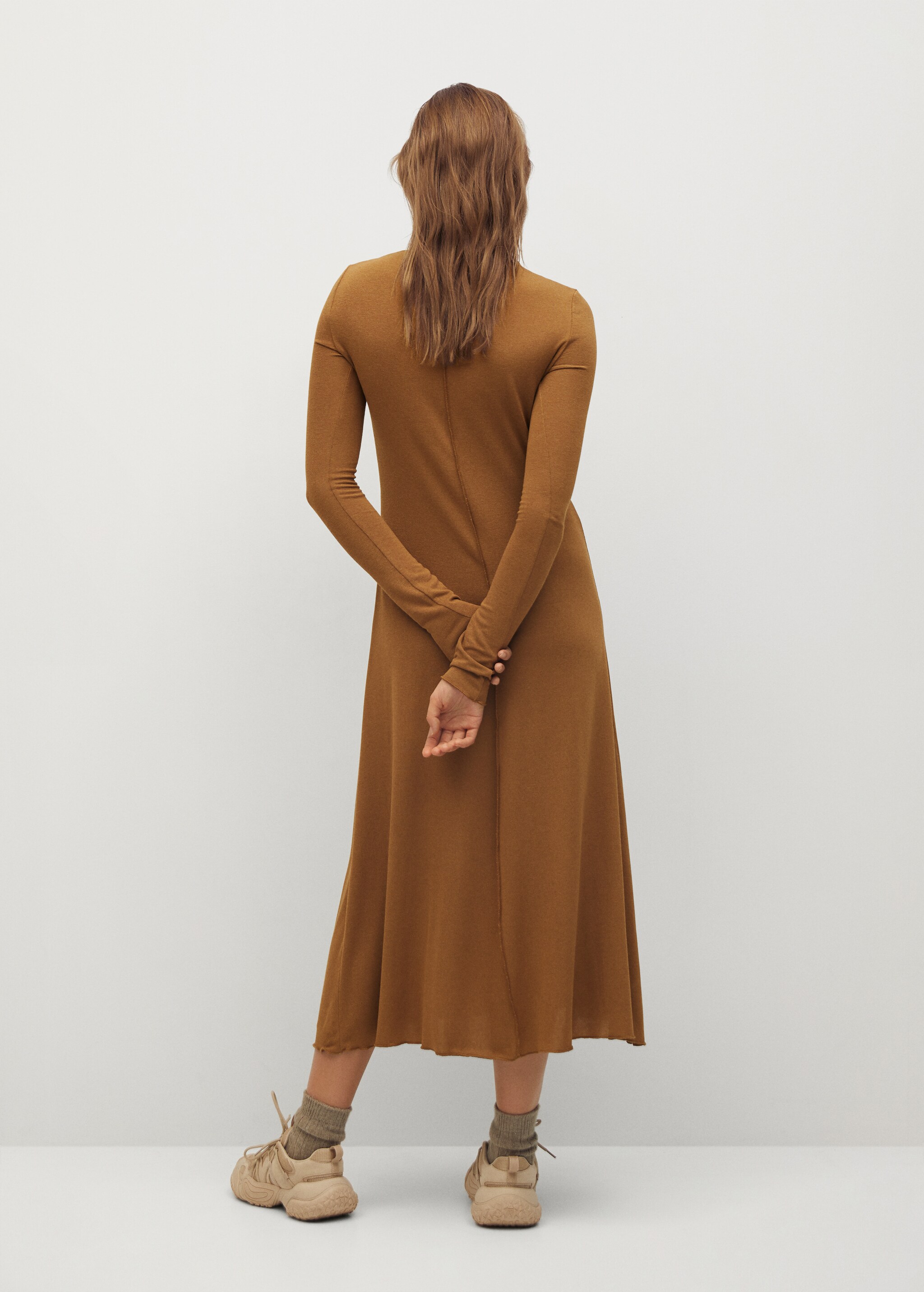 Vestido punto cuello alto - Reverso del artículo