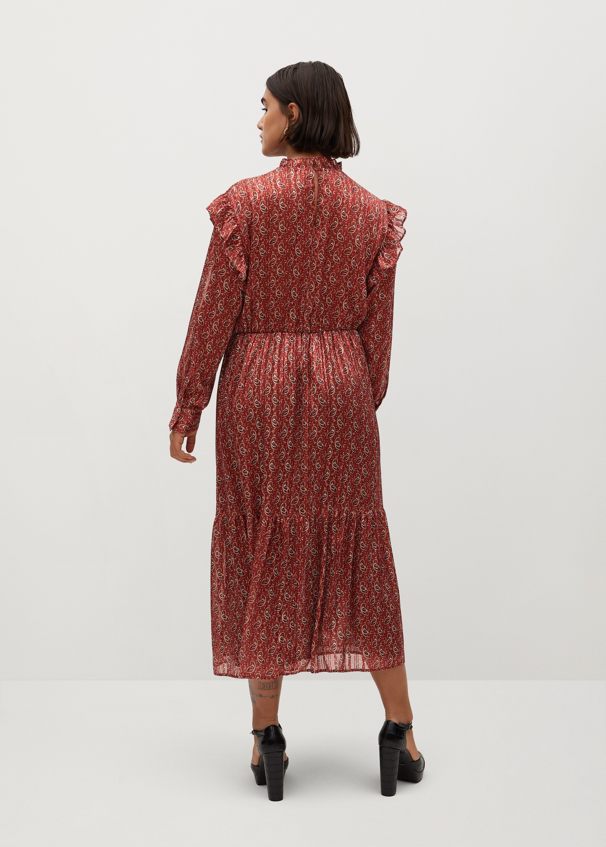 Vestido paisley volantes - Reverso del artículo