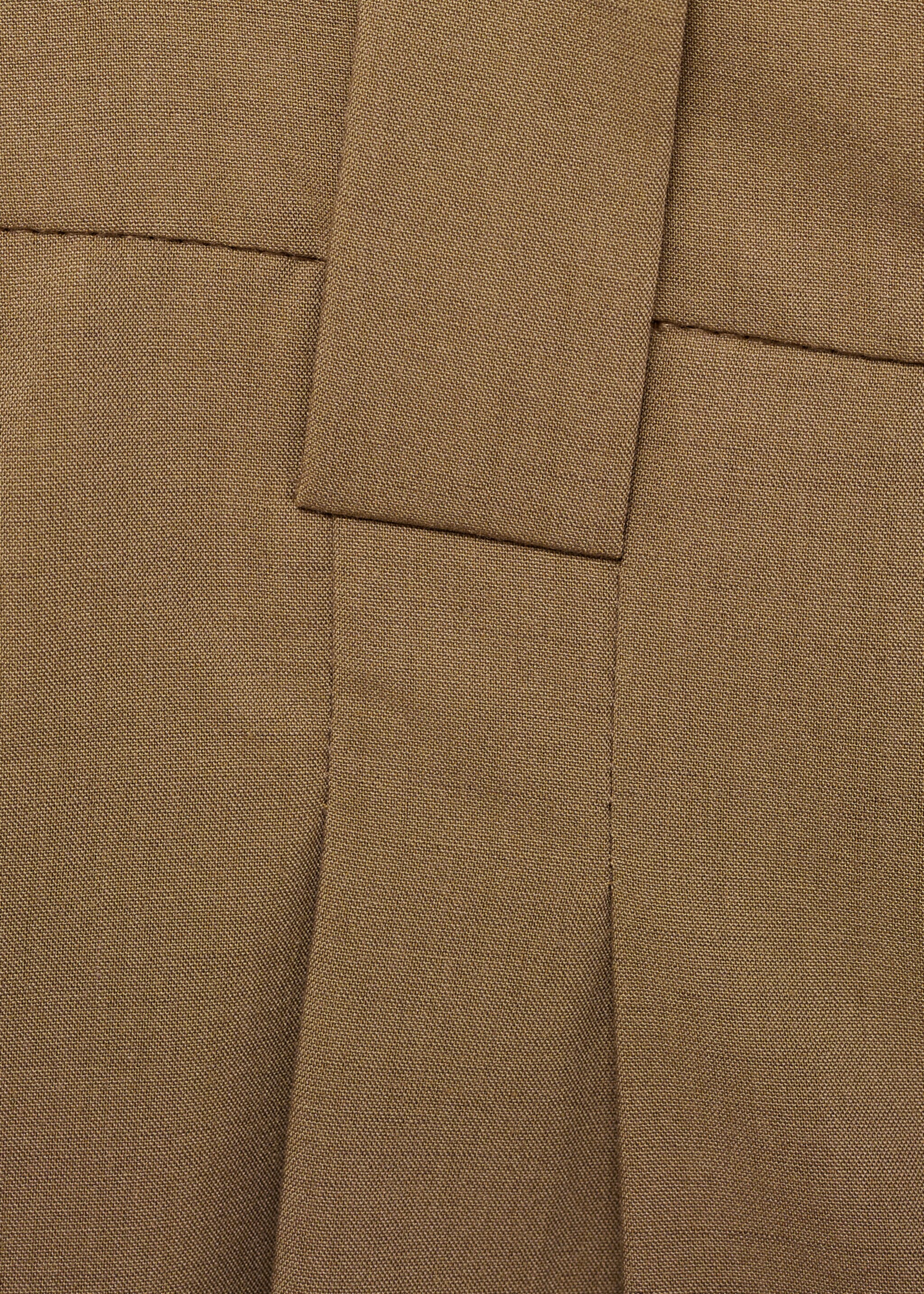 Pleated suit bermuda shorts - Details of the article 0, Khaki. Ref: 77077647-00.